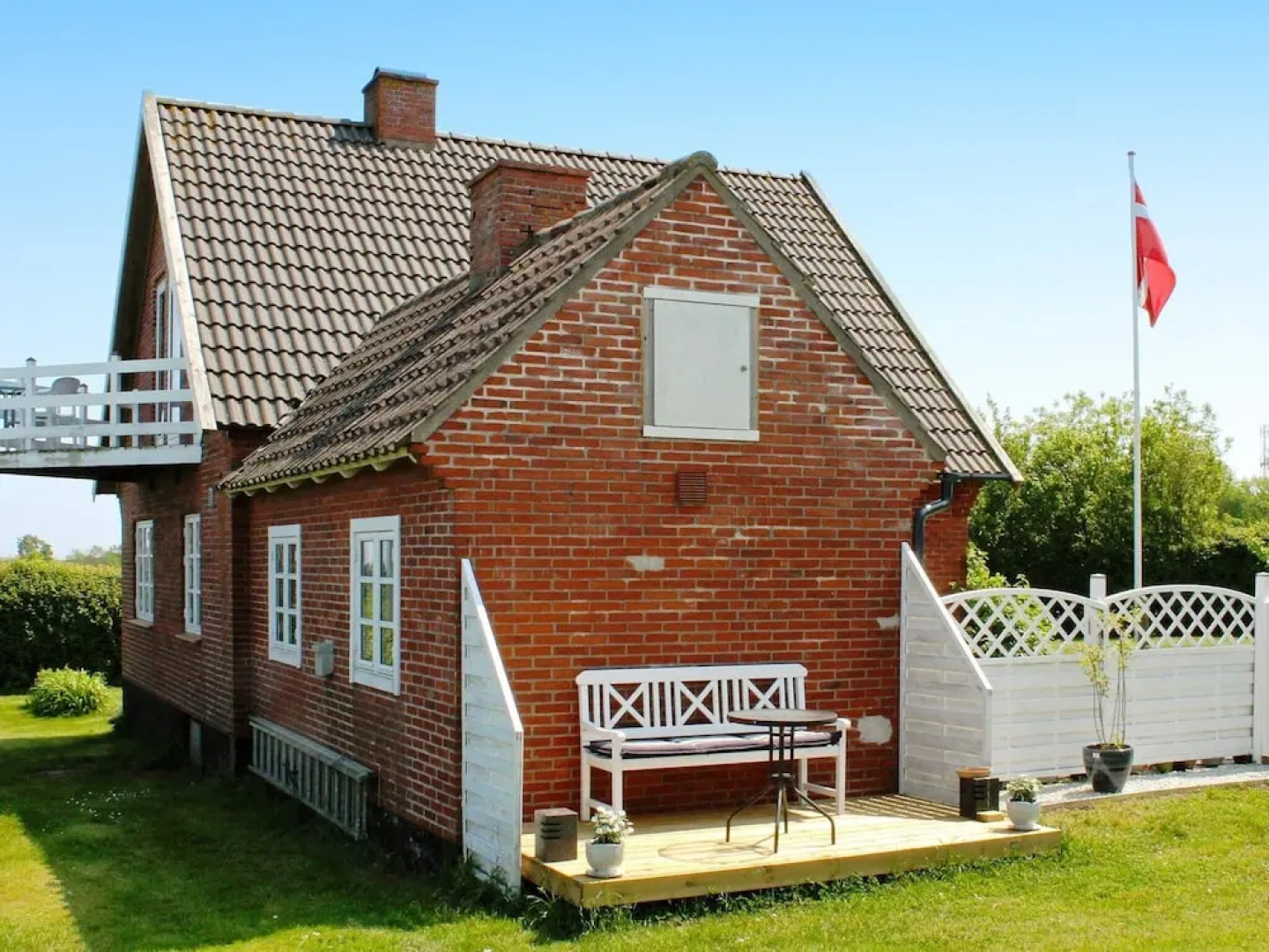 Cozy Holiday Home in Gudhjem near Golf Course