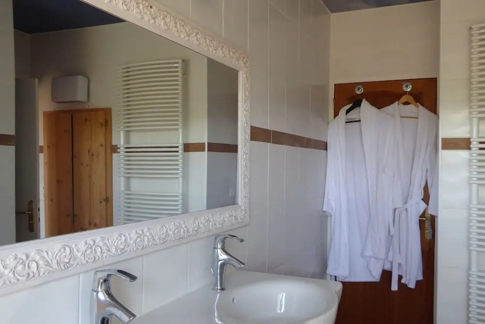 Le Mas Des Vignes De Dions