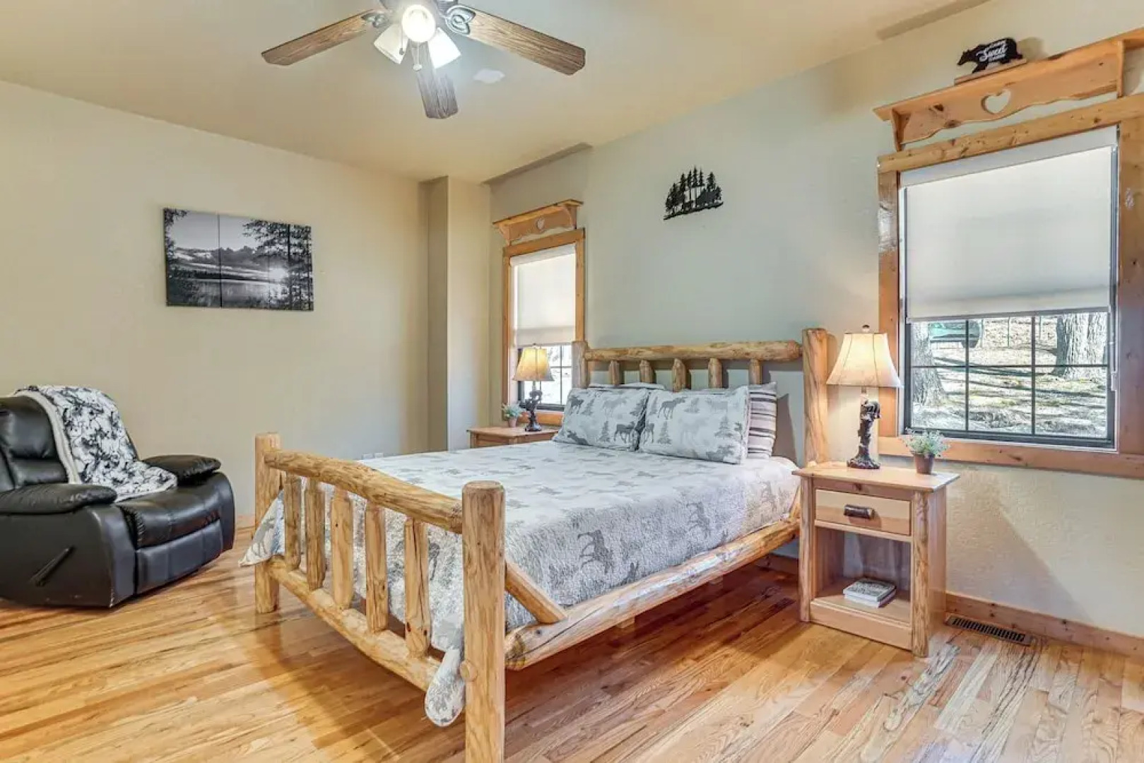 Pool, Hot Tub & Mountain Views: Cleveland Cabin