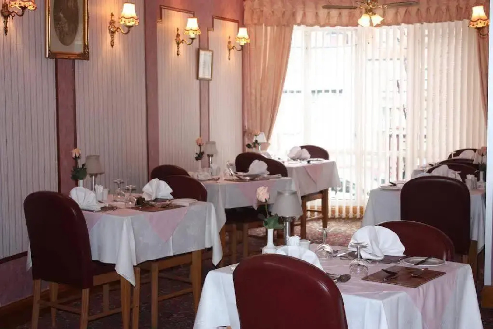 Fairhaven Christian Hotel