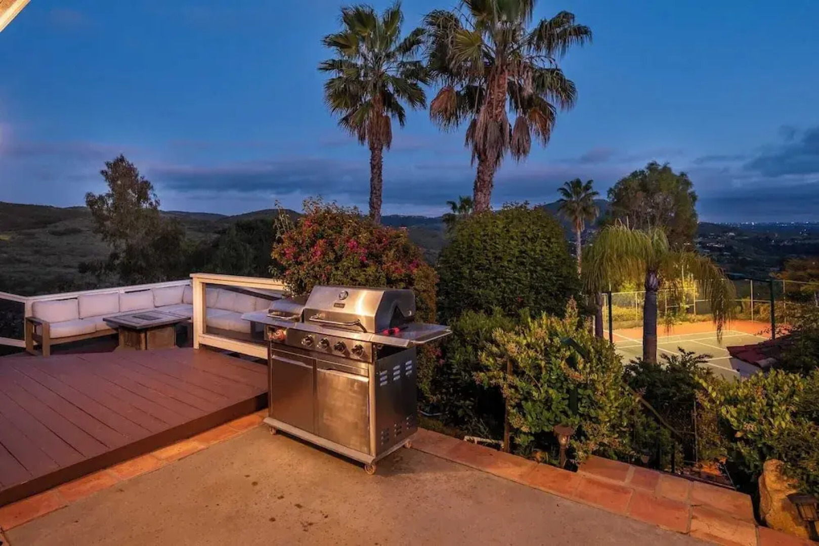 Resort-style Estate w/ Pool, Game Room & Valley Views Near Wineries The Tennis Ranch by Avantstay