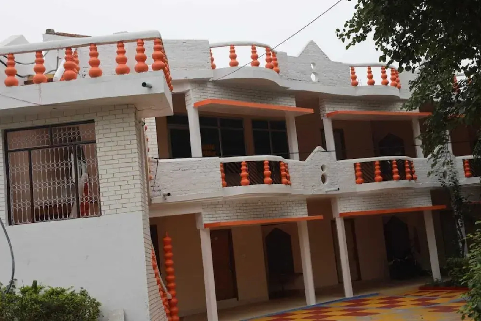 Shri Krishna Jungle Resort