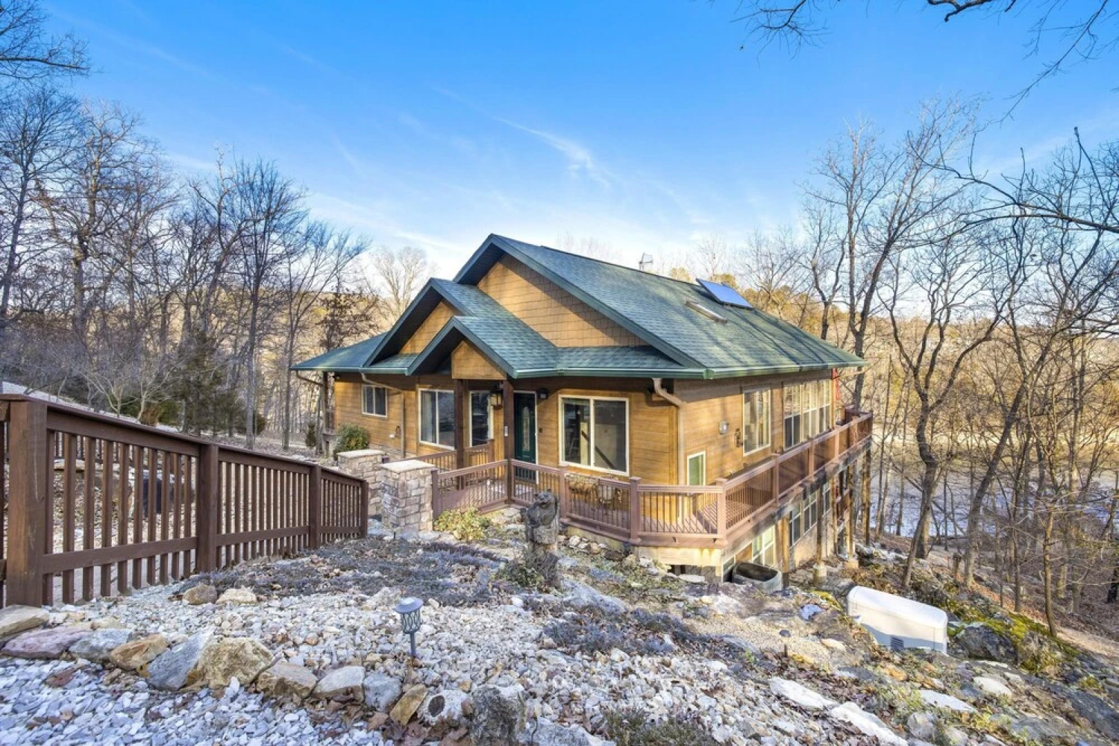 The Lakeview Retreat - Lake Access!