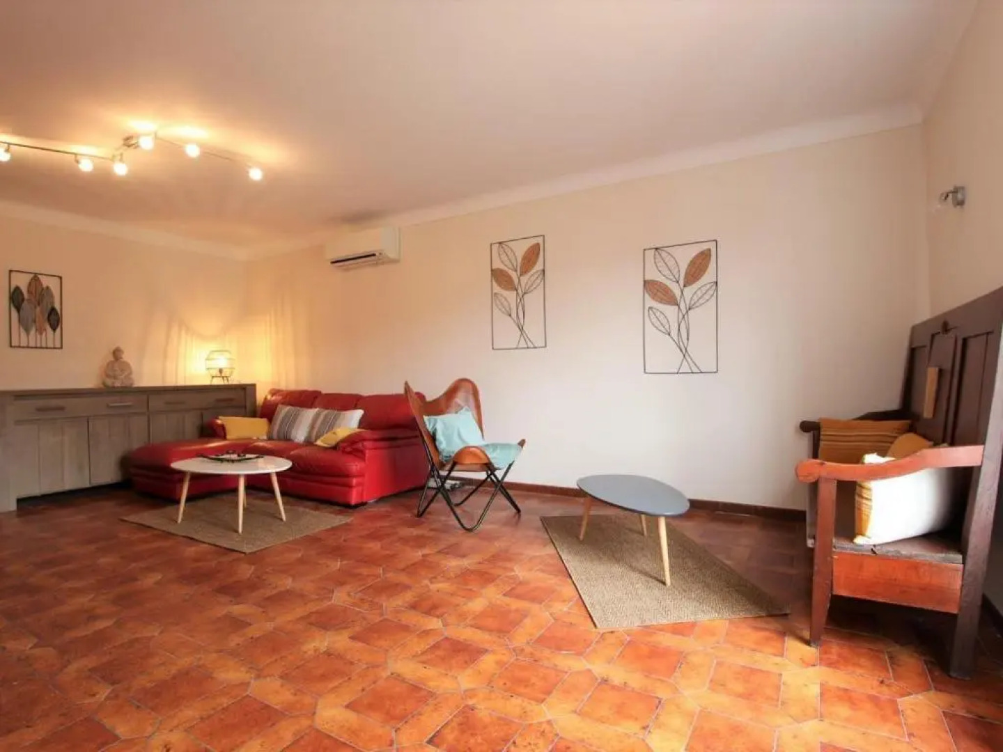 Gîte Saint-Jean-le-Vieux, 3 pièces, 5 personnes - FR-1-384-791