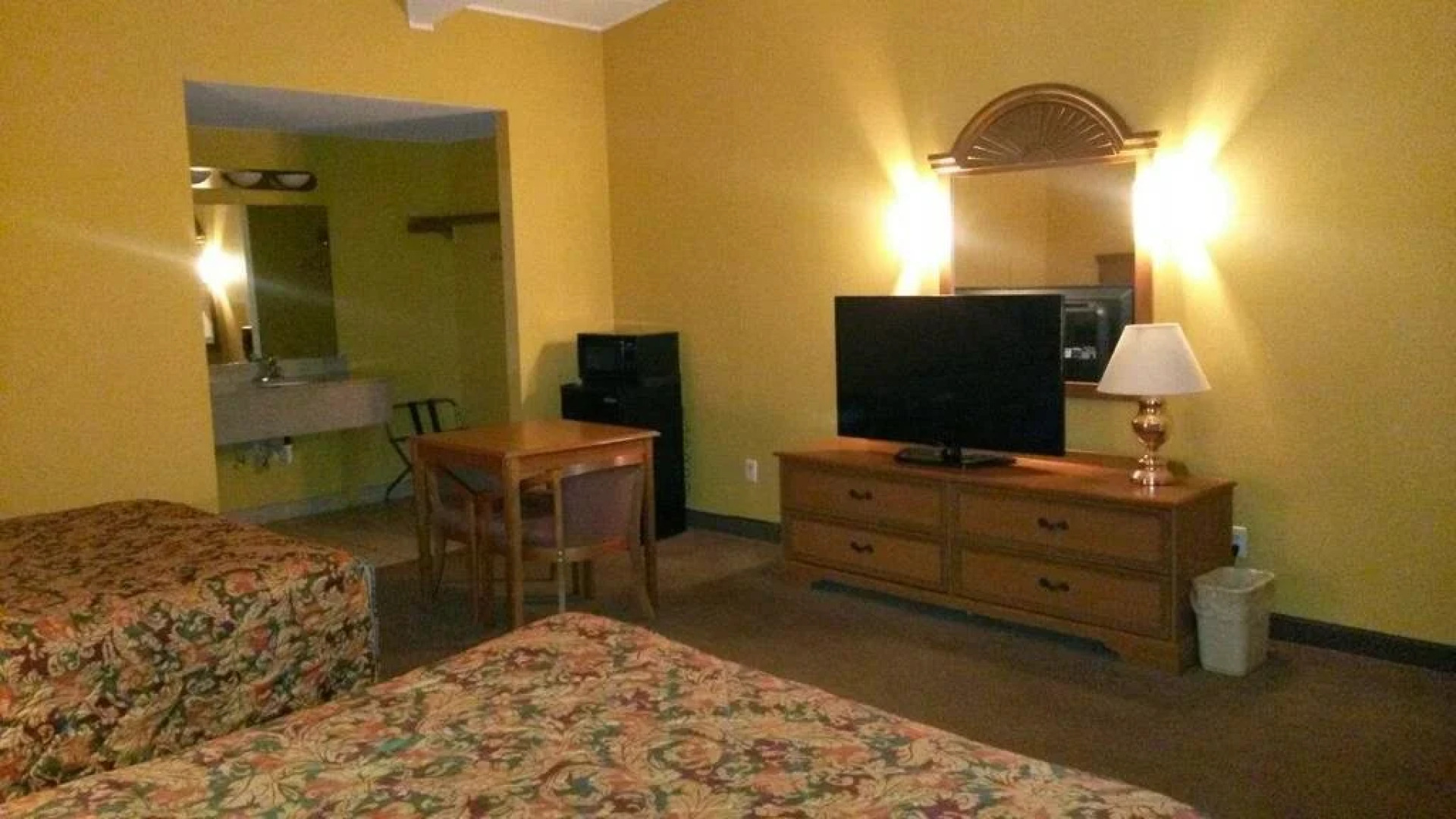 Americas Best Value Inn-Nacogdoches