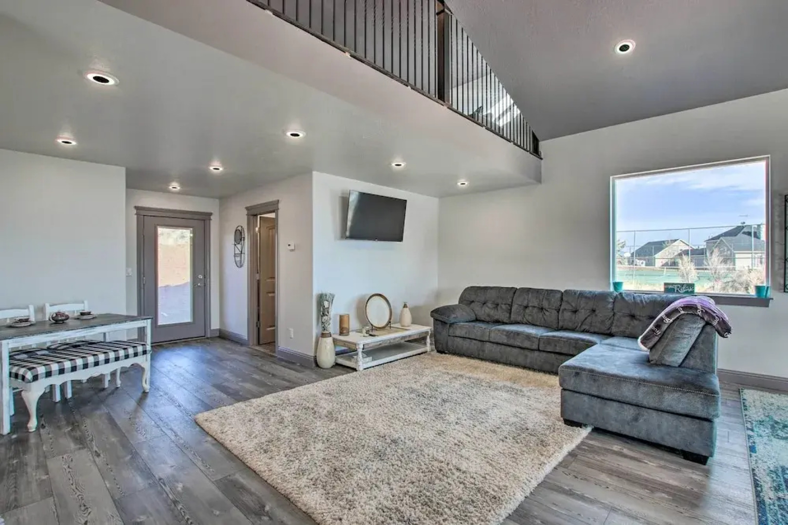 Spacious Home w/ Mtn Views: 2 Mi to Bear Lake!