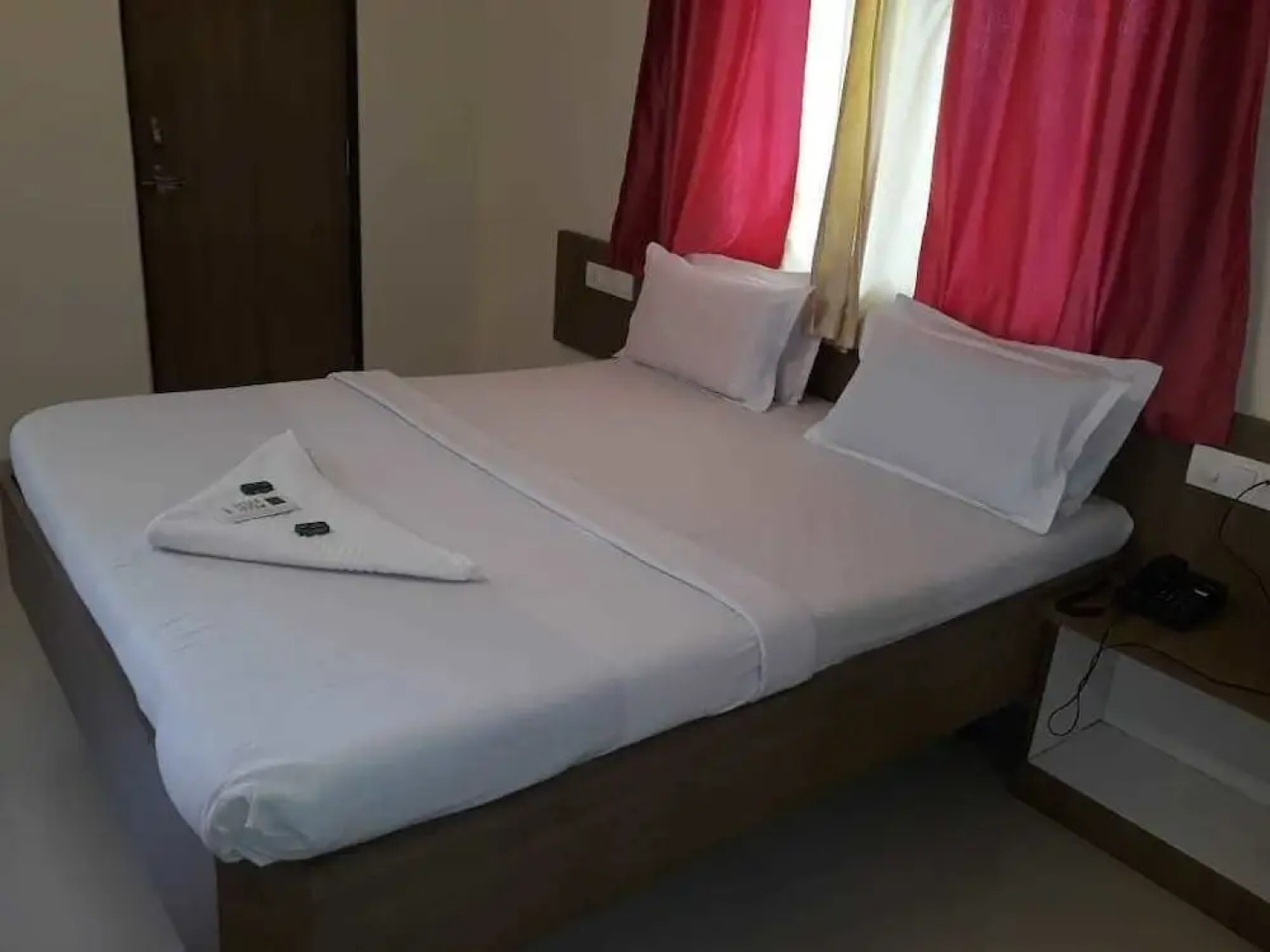 Hotel Shree Sai Sangam Delux