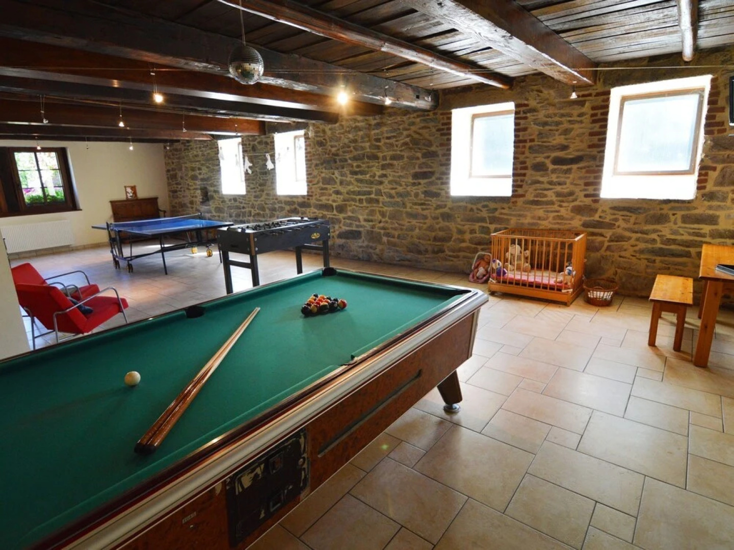 Beautiful Farmhouse in Burtonville With Sauna