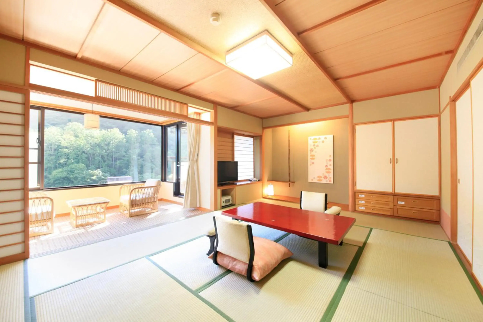Ryotei Hanayura Ryokan