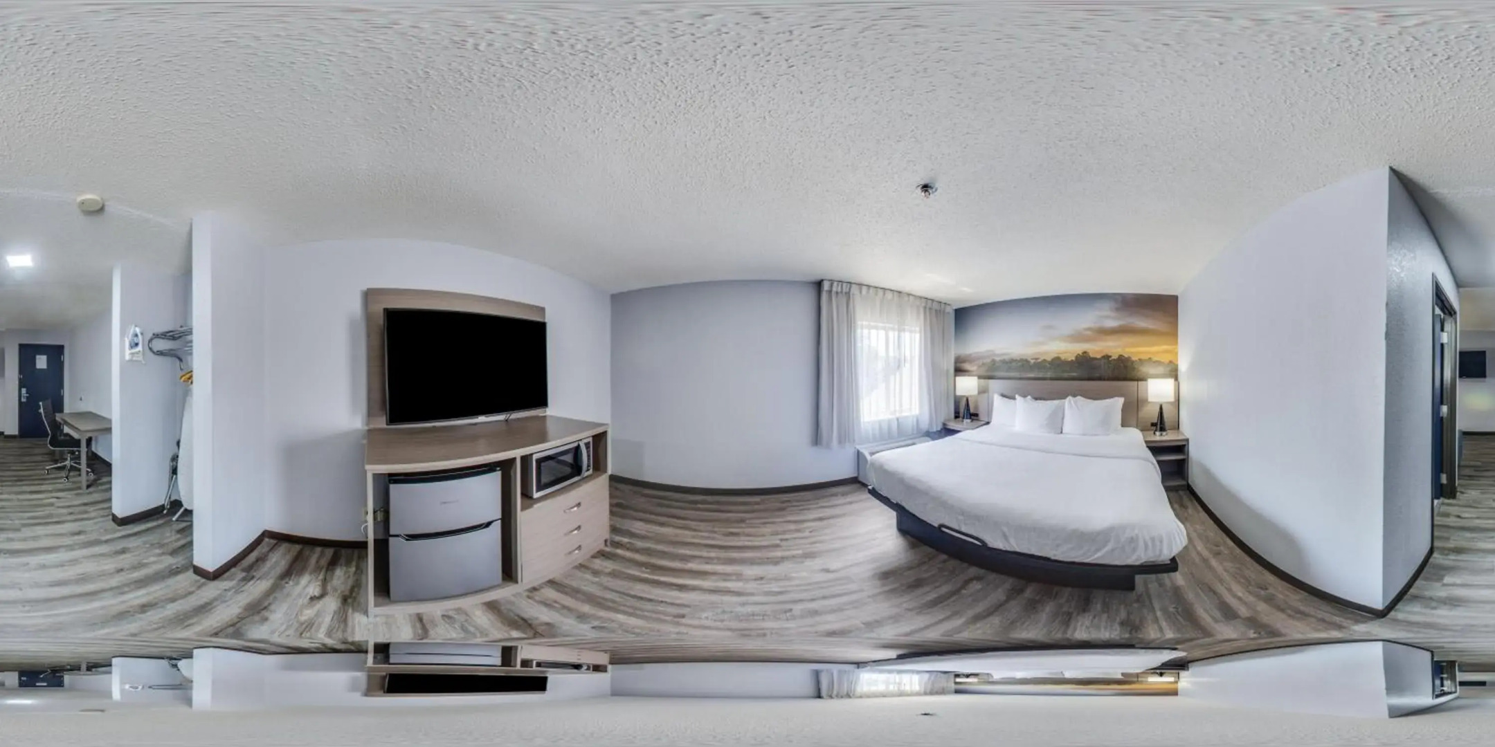 Pismo Lighthouse Suites