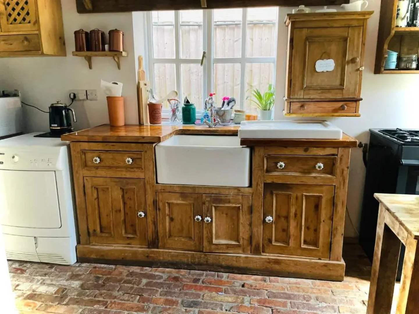 The Beehive, ground floor apartment in Norfolk, no shared amenities