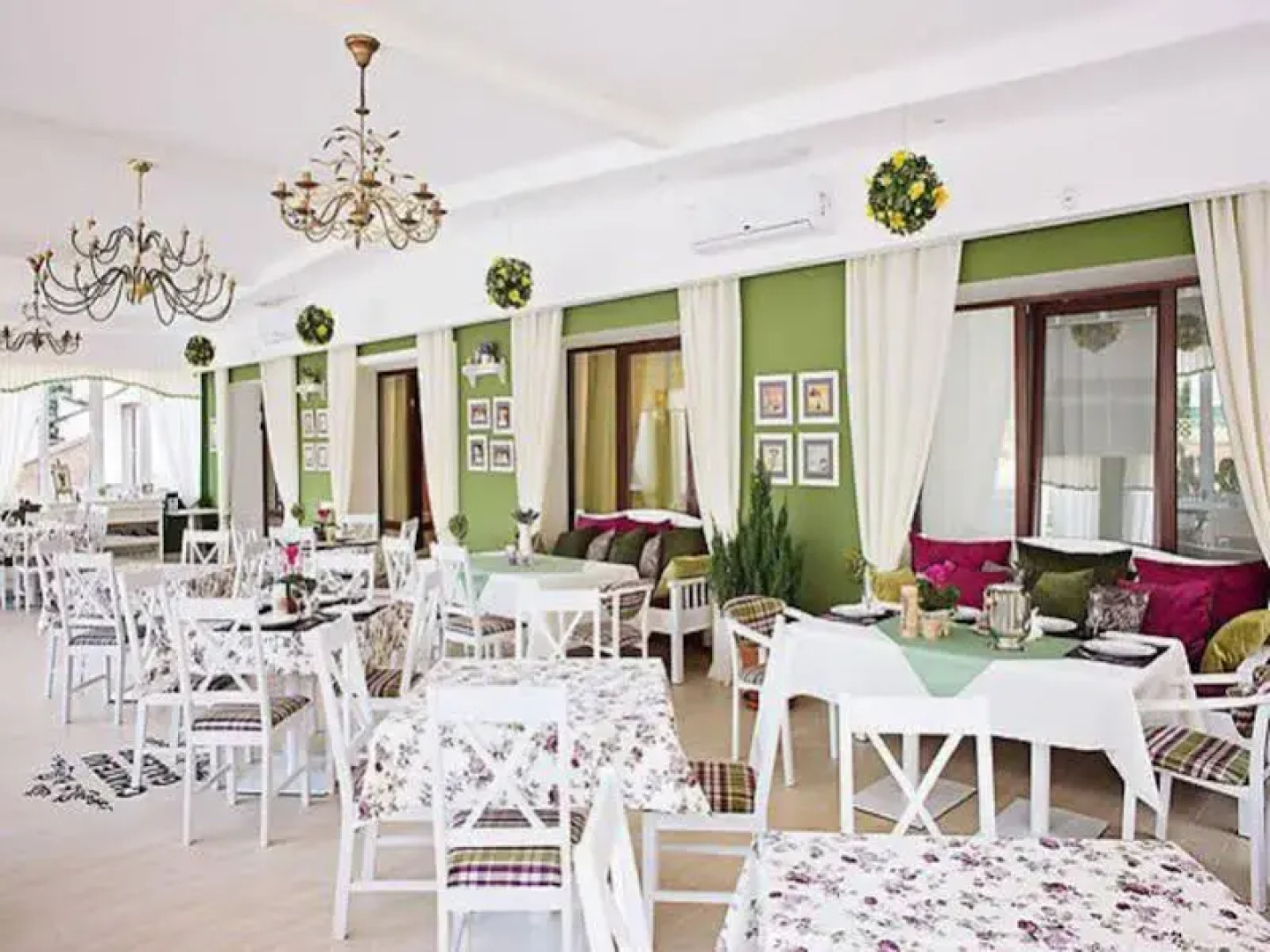 Отель Галерея