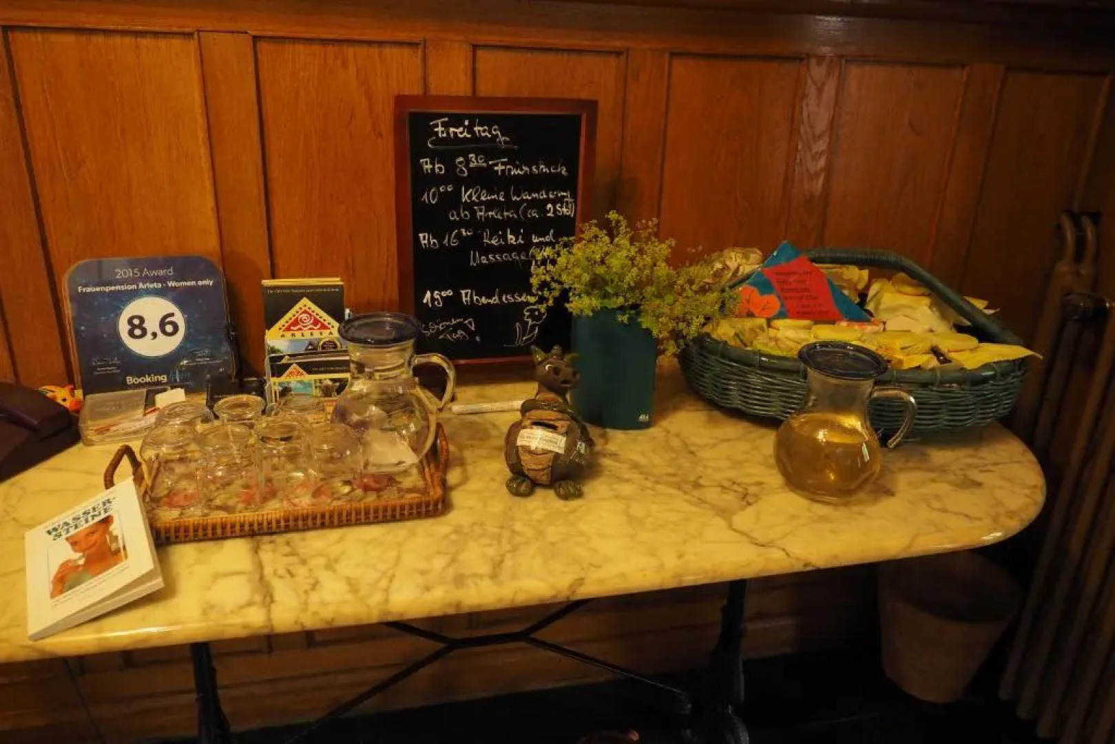 Frauenpension Arleta - Women only (только для женщин)