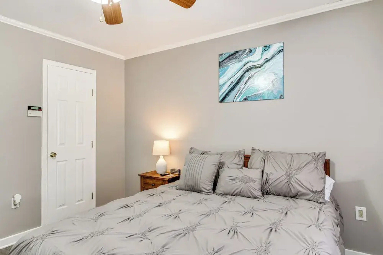 2 Mi to SC State & Claflin: Townhome w/ Patio!