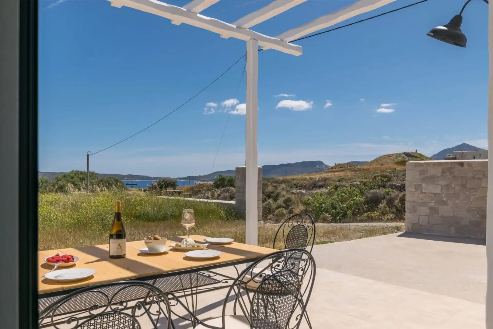 Harites Home Apartments Adamas