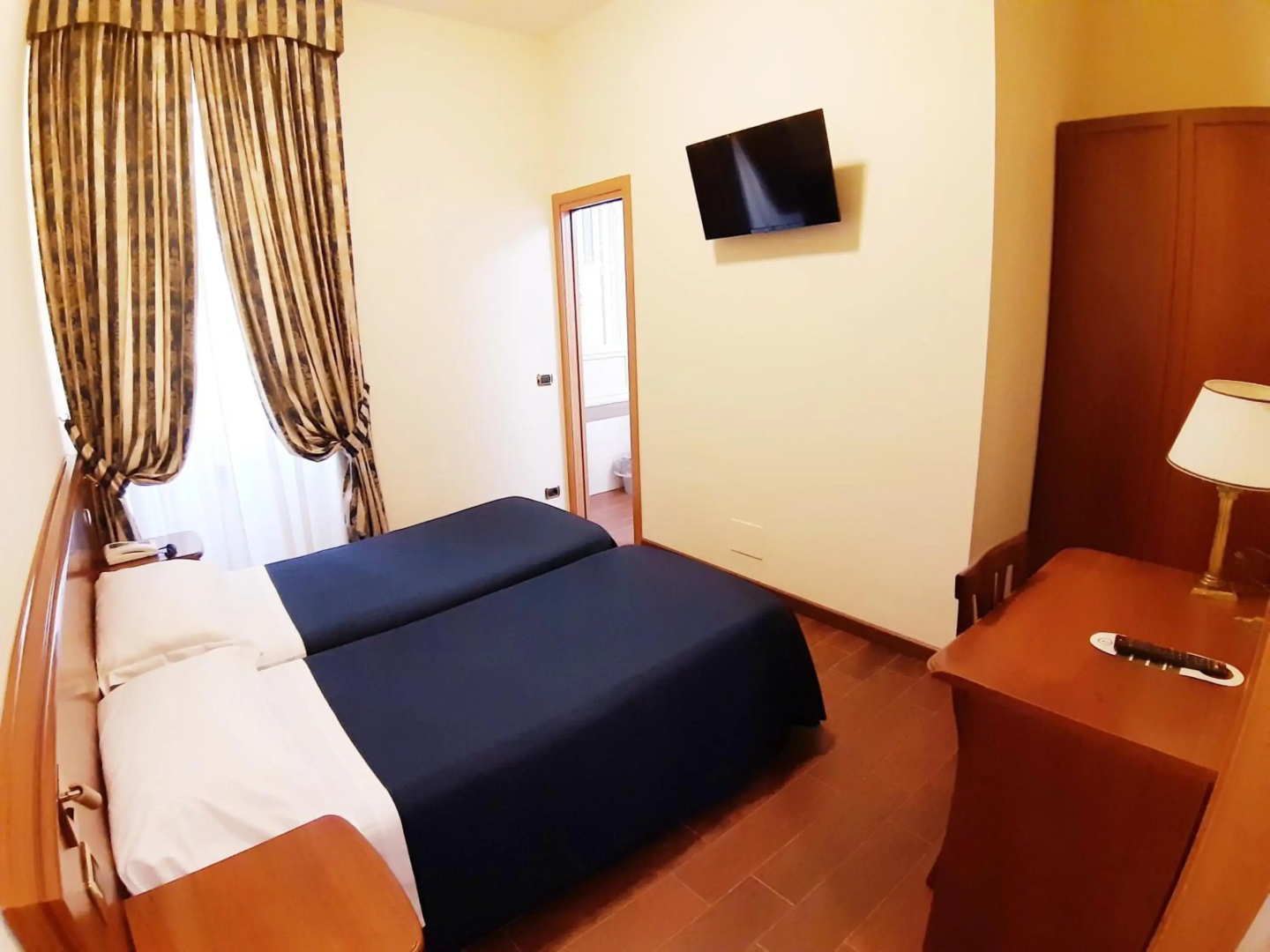 Mariano Hotel