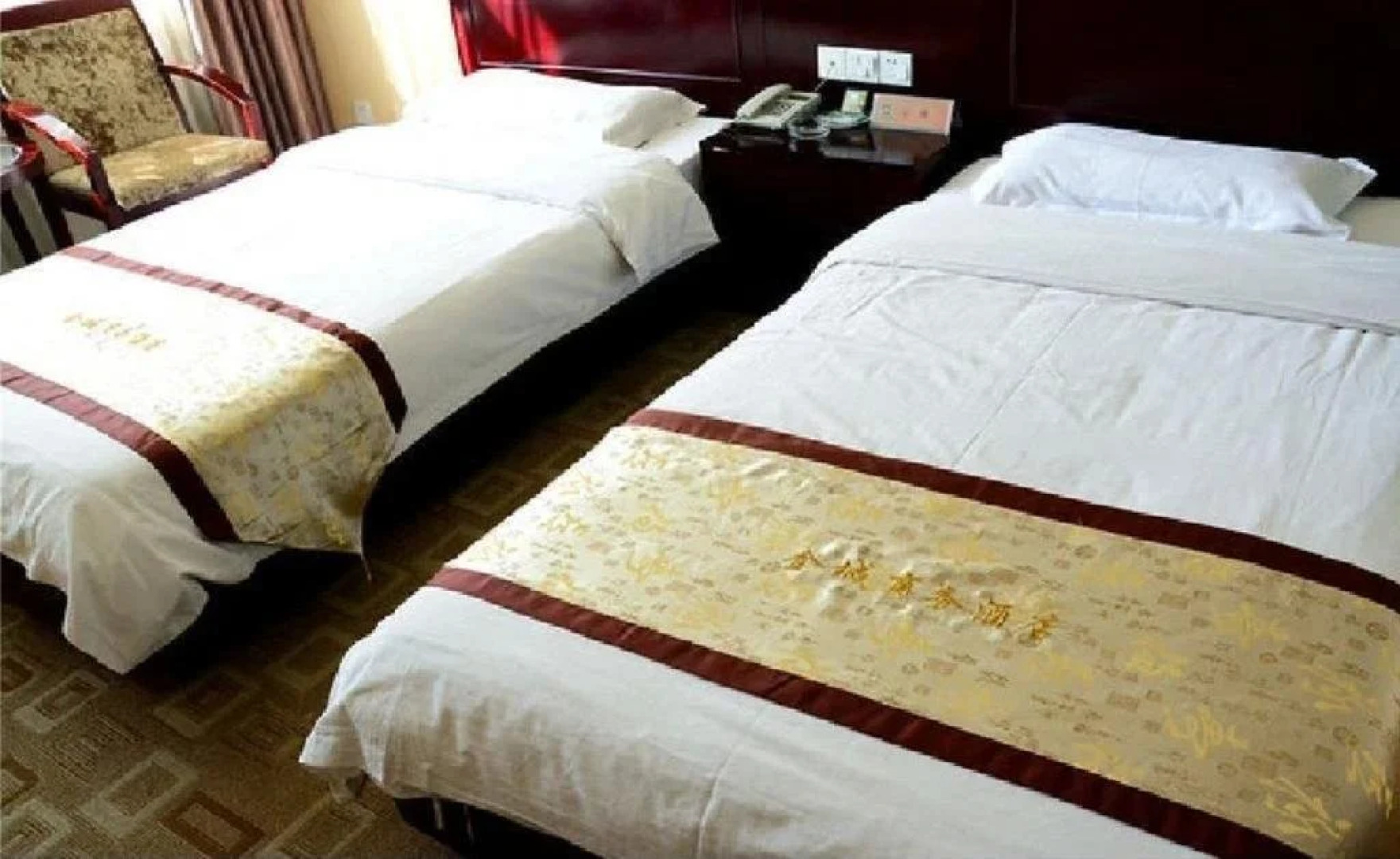 Jincheng Business Hotel