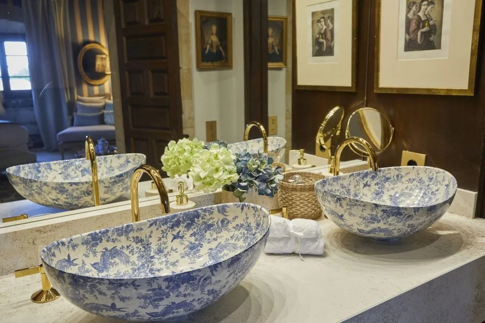 Helguera Palacio Boutique & Antique