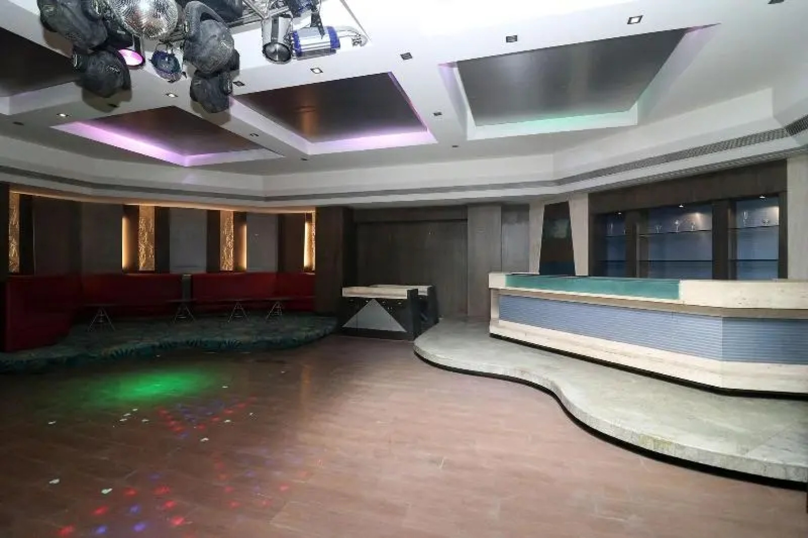 Orient Taj Hotel &Resort