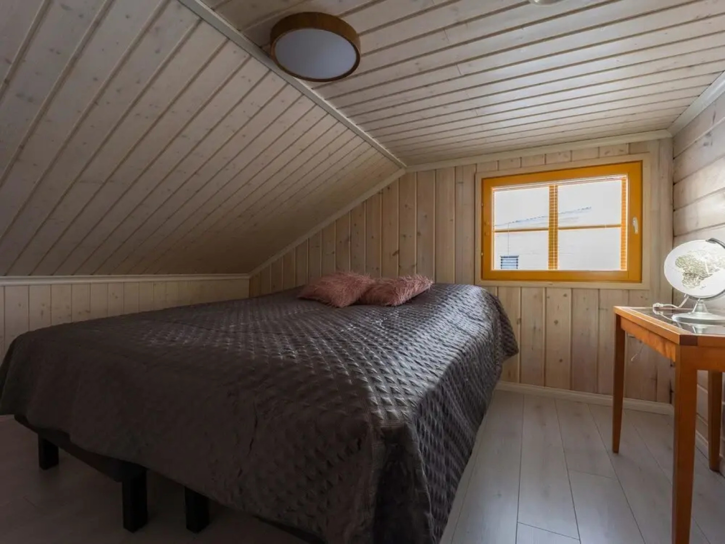 Villaroosa Hyv l Nkyl