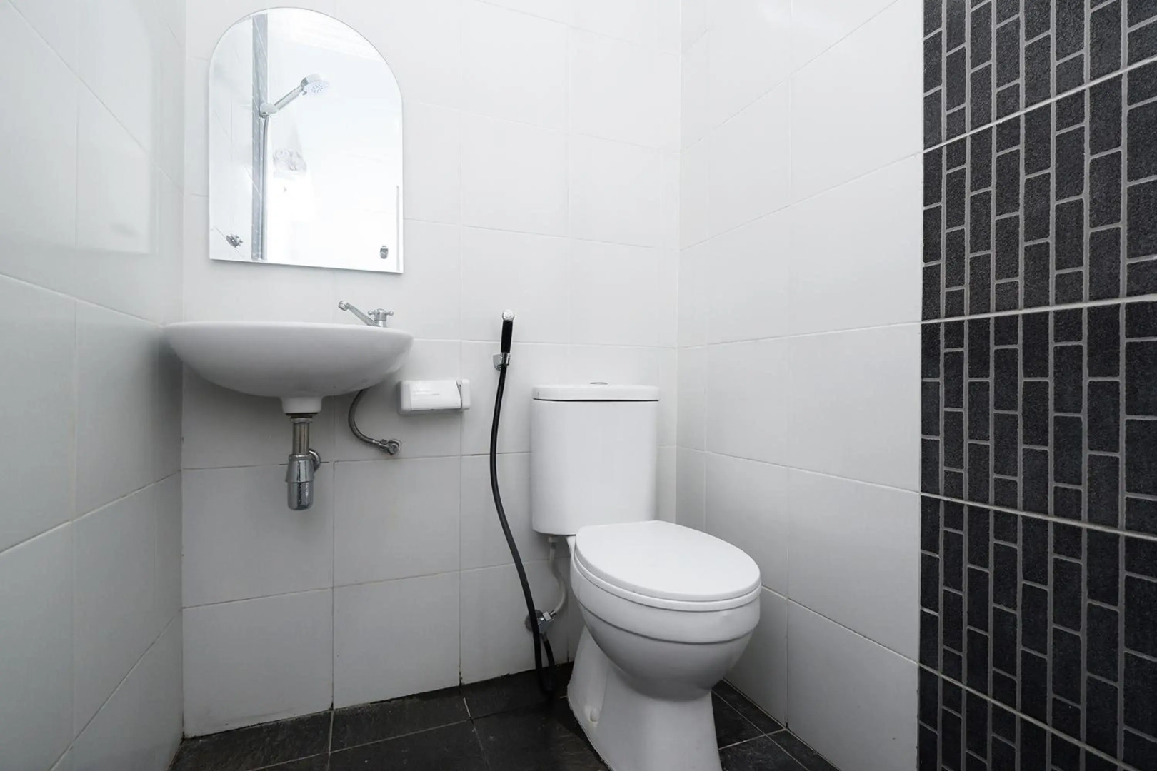 OYO 2055 Perdana Kasih