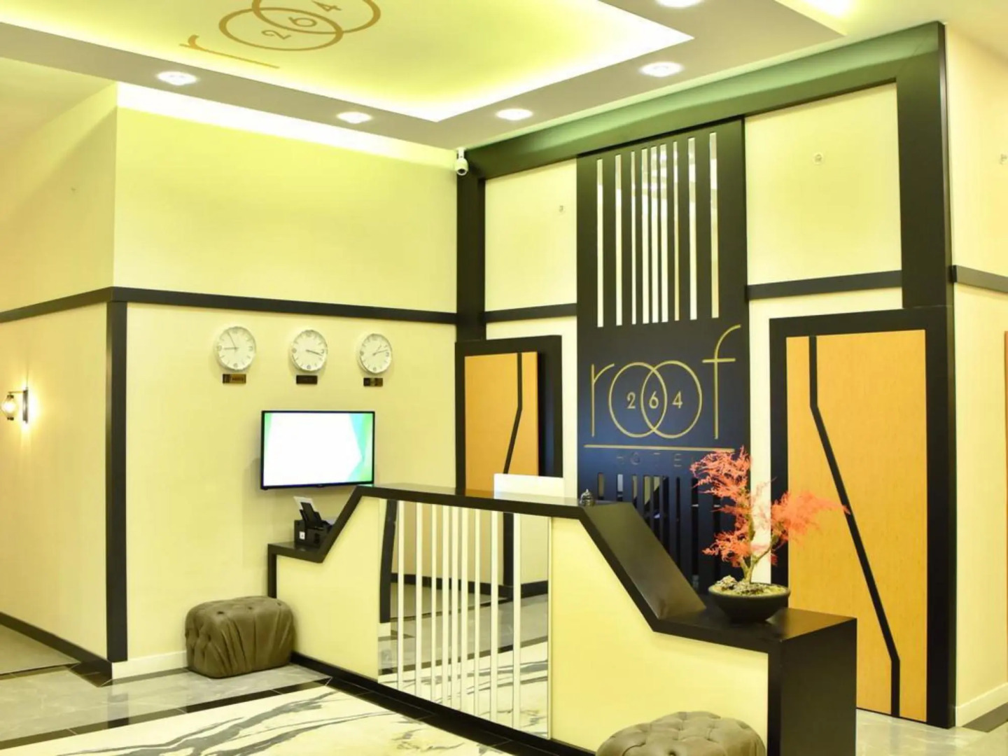 Roof 264 Hotel and Suites