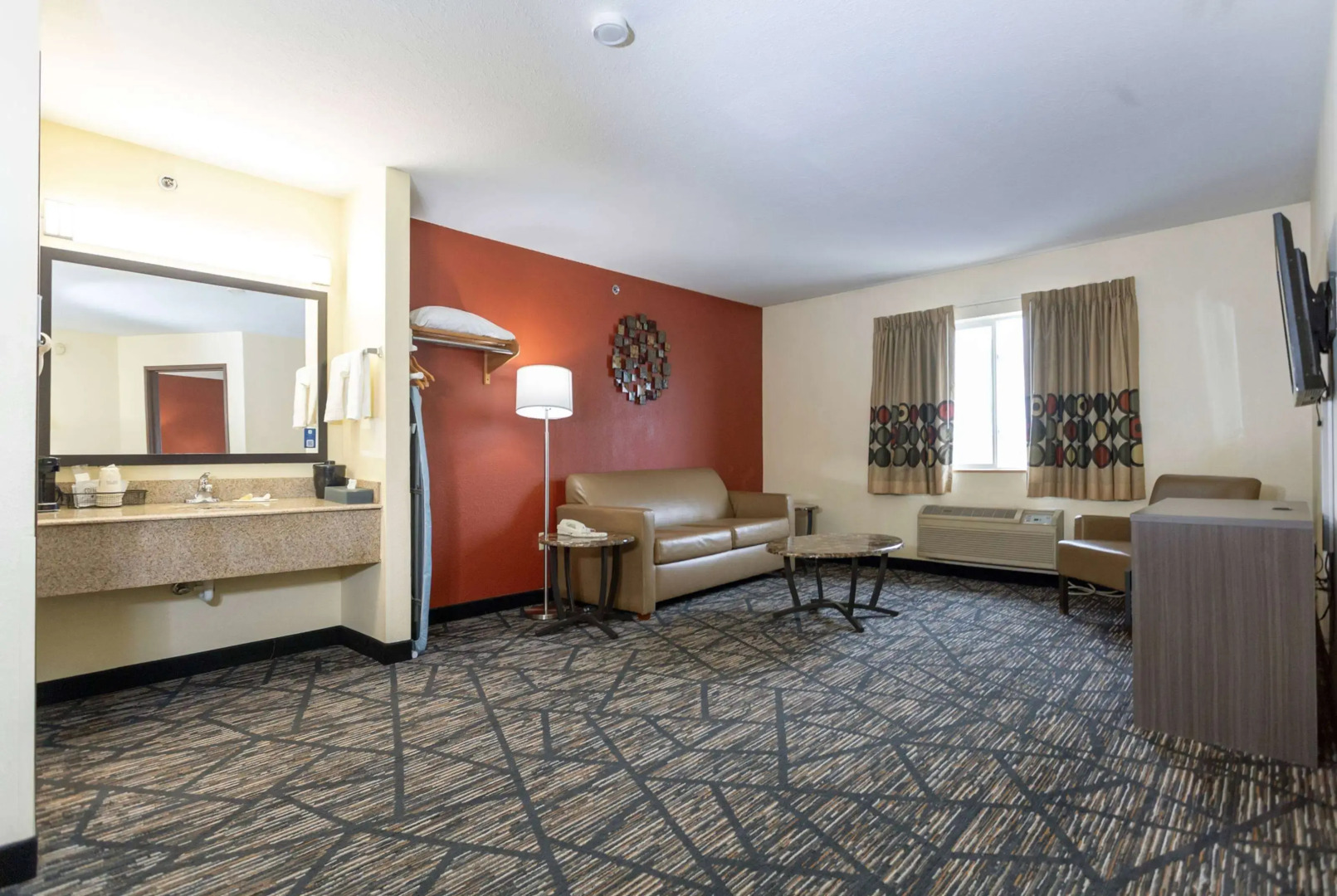 Super 8 by Wyndham Big Rapids