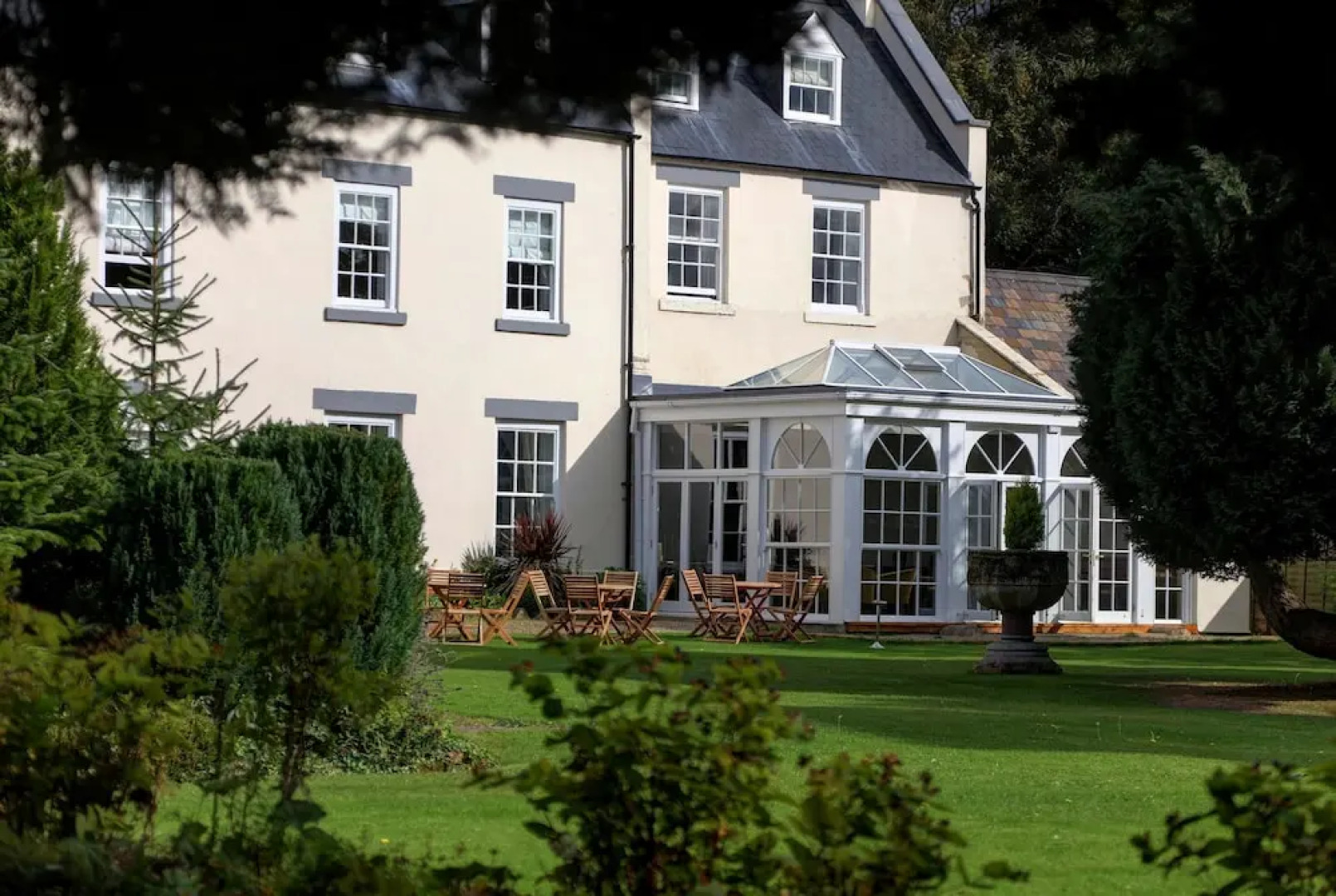 Hallgarth Manor House, Signature Collection