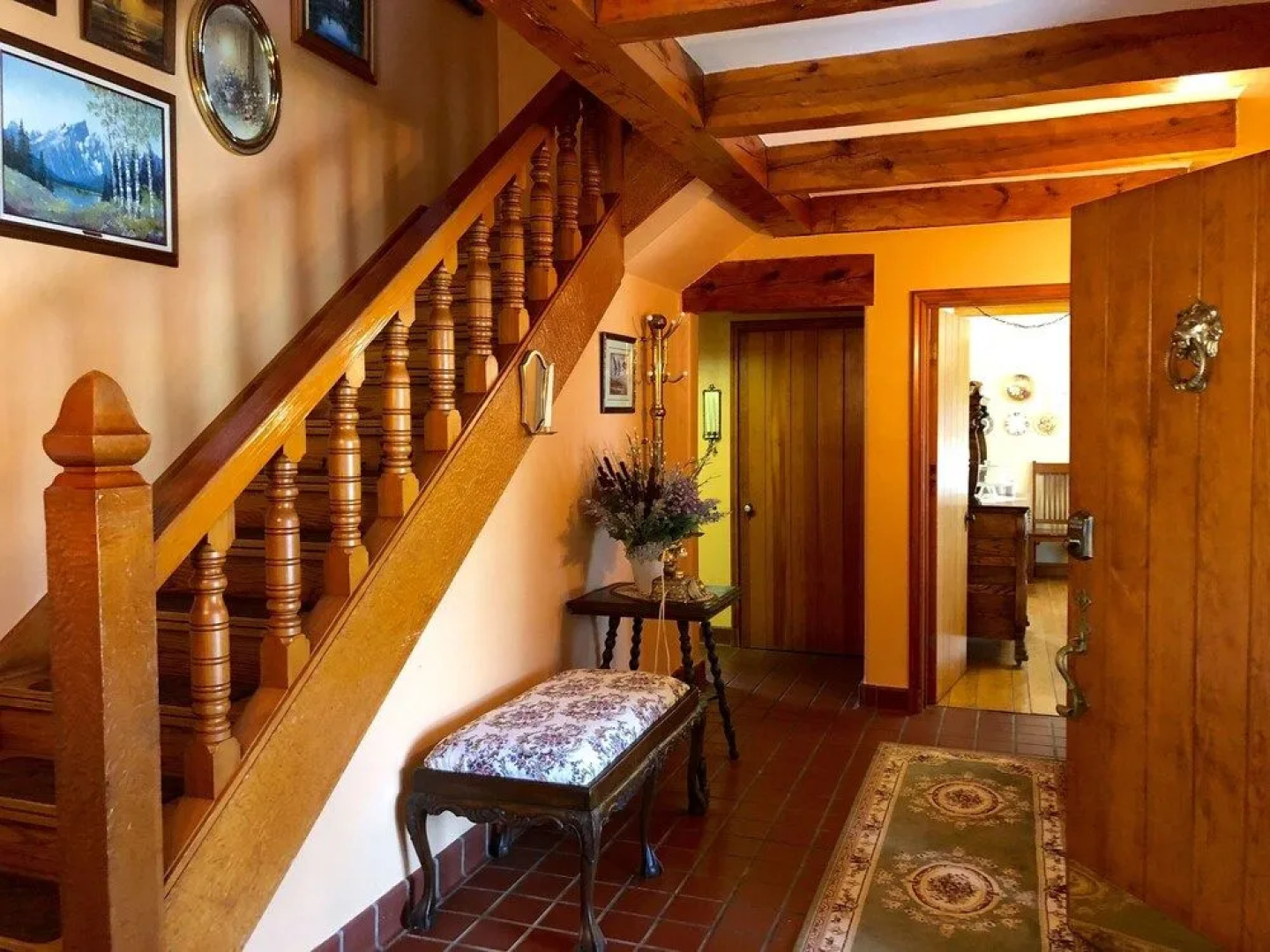 Sujak on Sunnyhill Bed and Breakfast