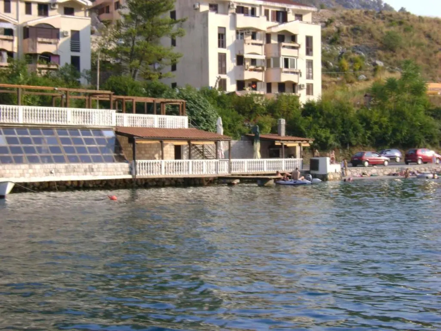 Apartments Popovic-Risan