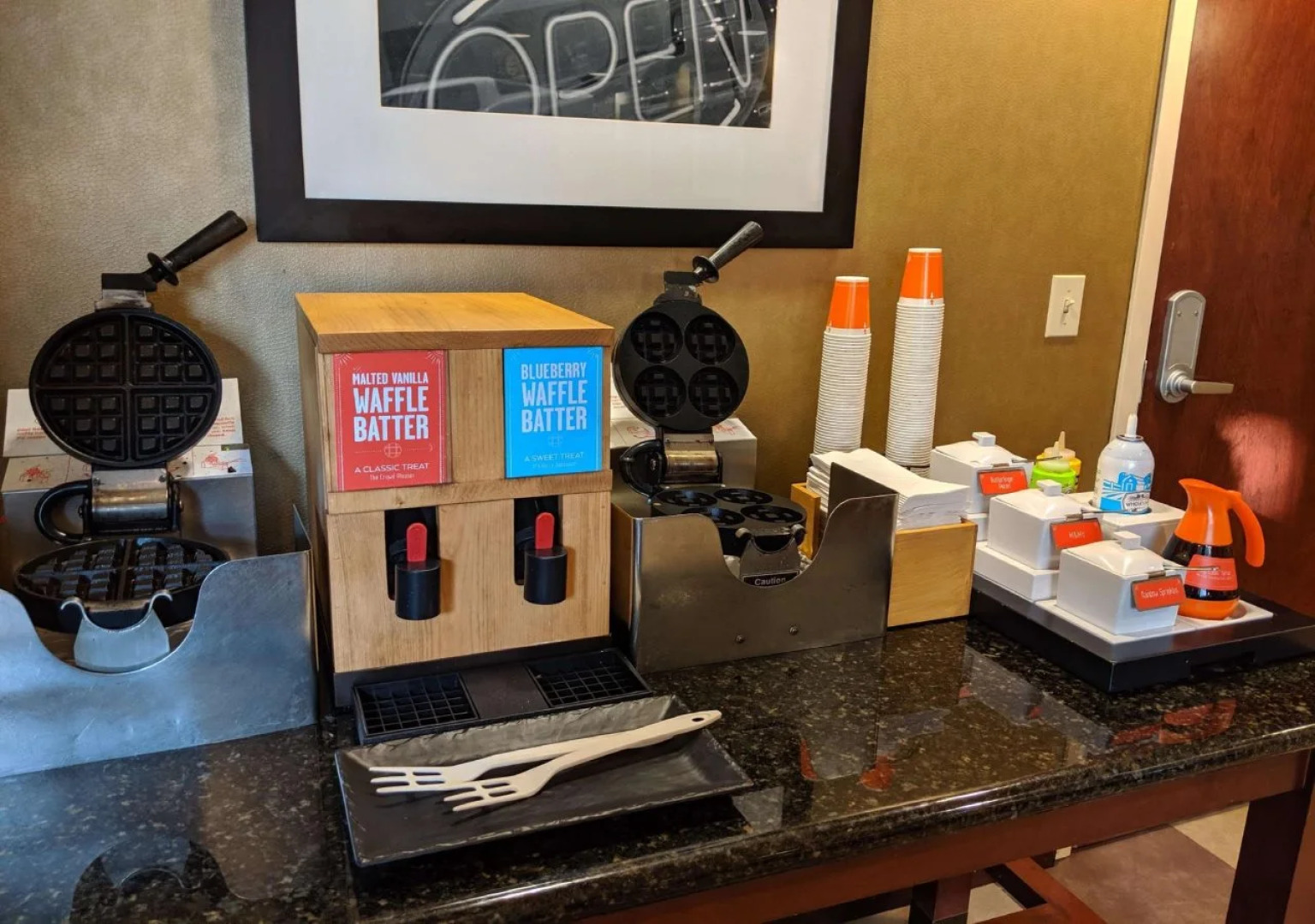 Hampton Inn & Suites Cincinnati-Union Center