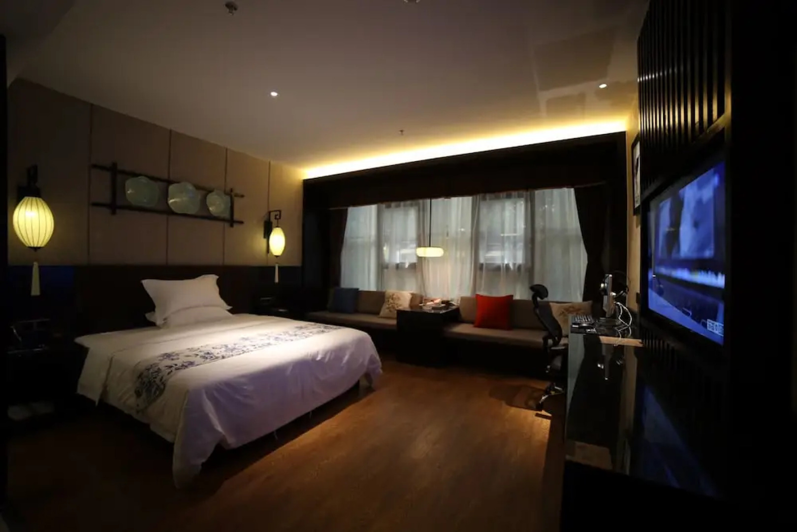 Crystal Palace Hotel New Factory Branch