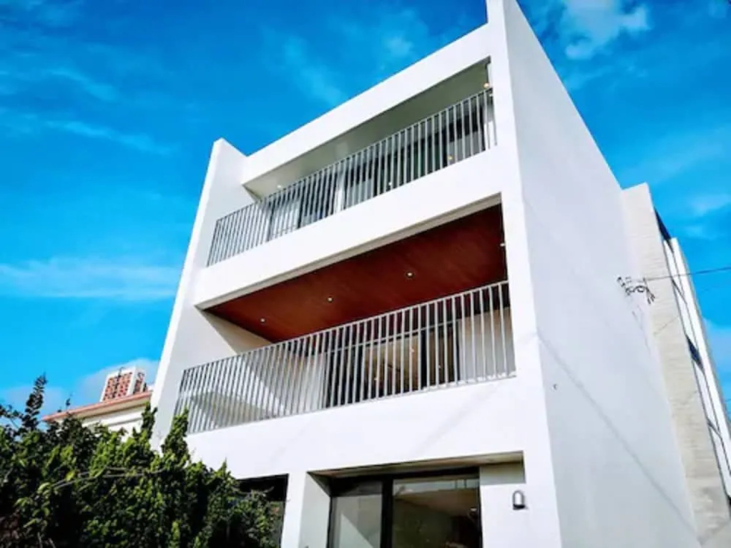 Onna Beach Square -恩納ビーチスクエア-