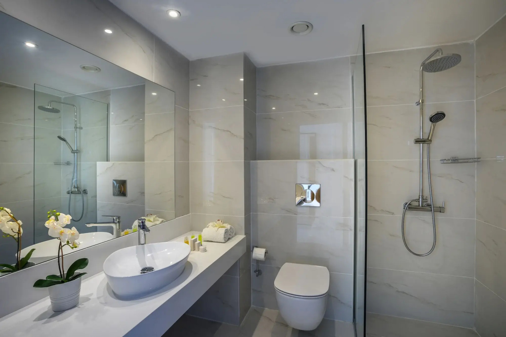 Silver Sands Beach Hotel