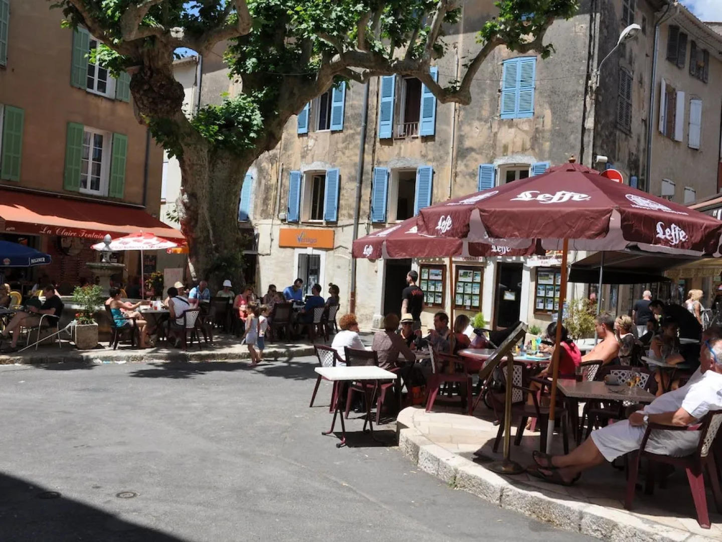 Very attractive detached villa with its own swimming pool