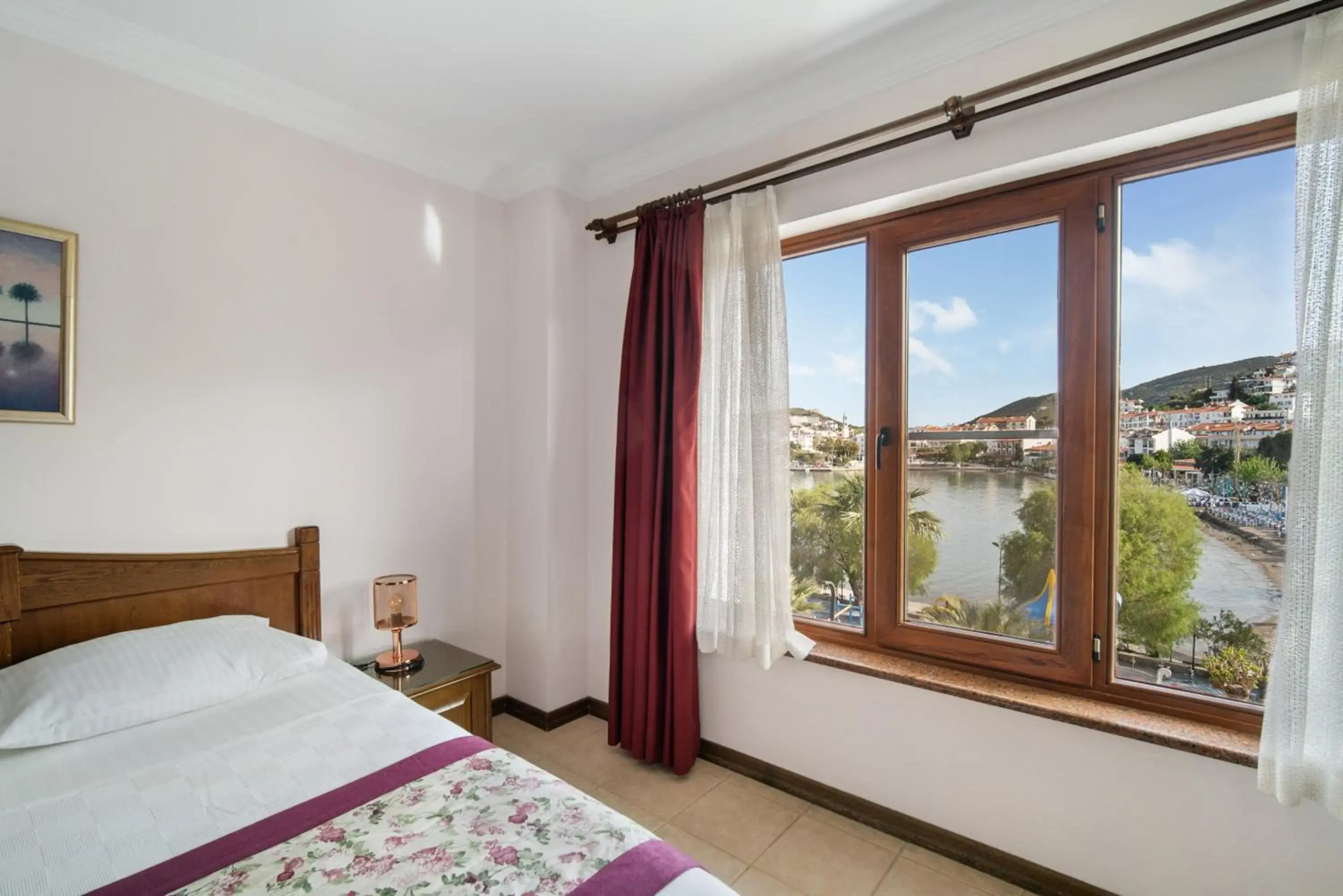 Fora Apart Hotel