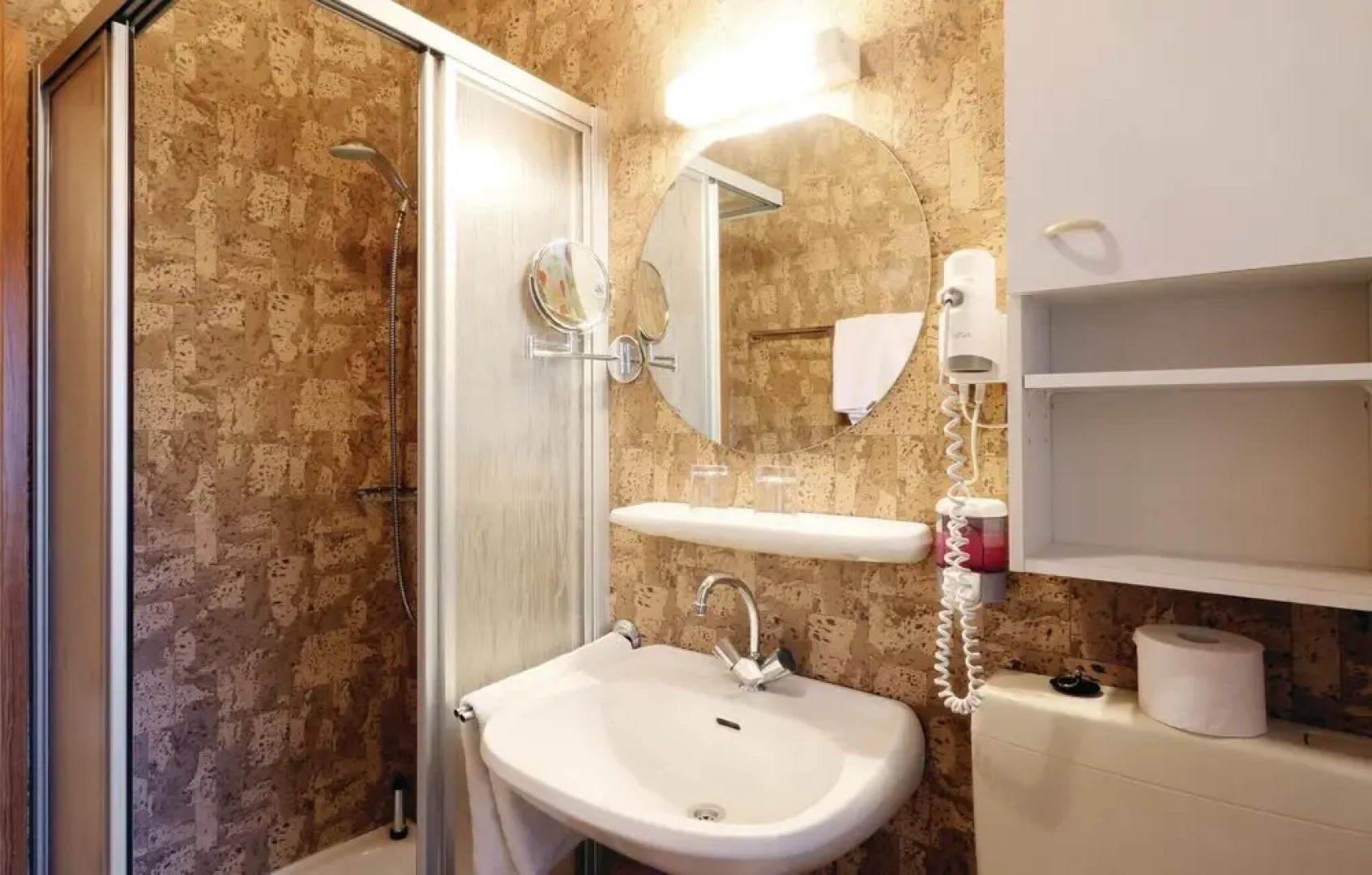 Awesome Apartment in Thalfang With 2 Bedrooms and Wifi