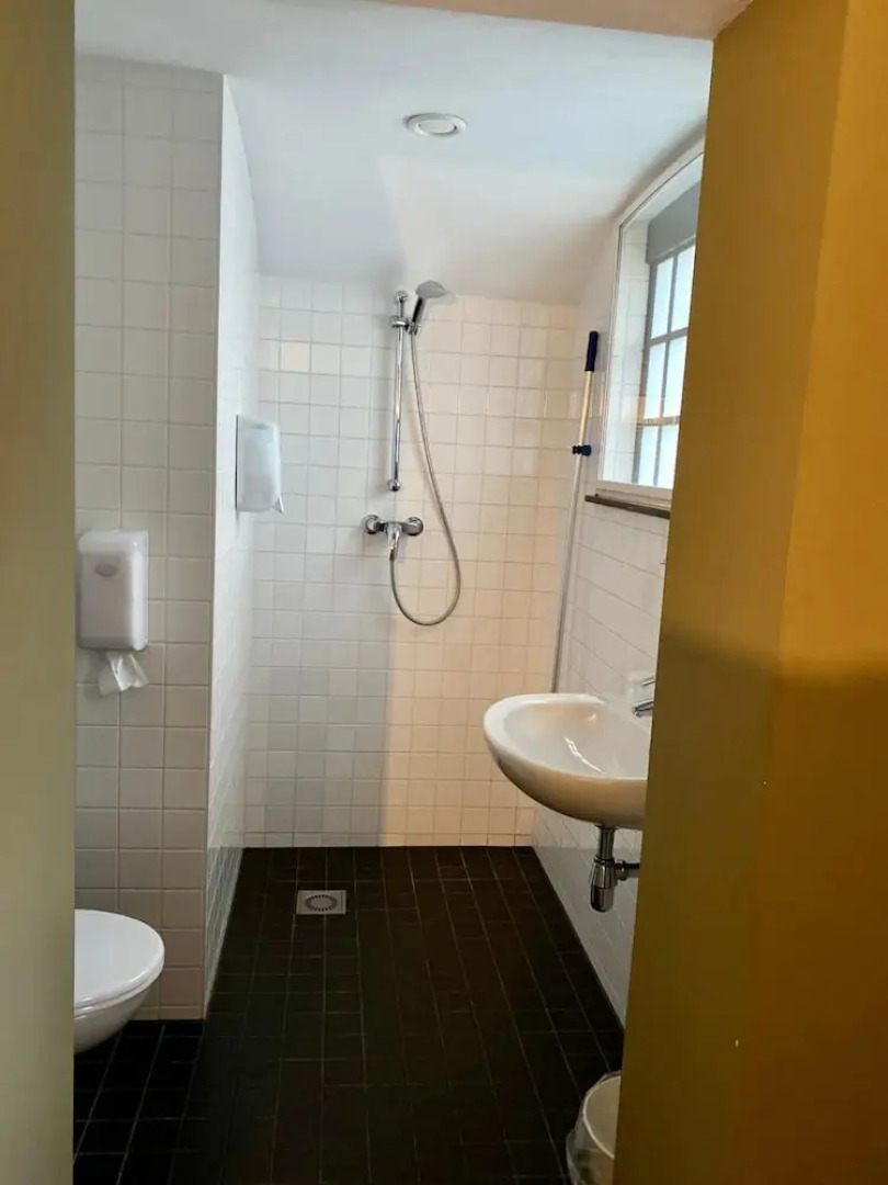 Hotel Oostereiland - Gevangenis Hotel