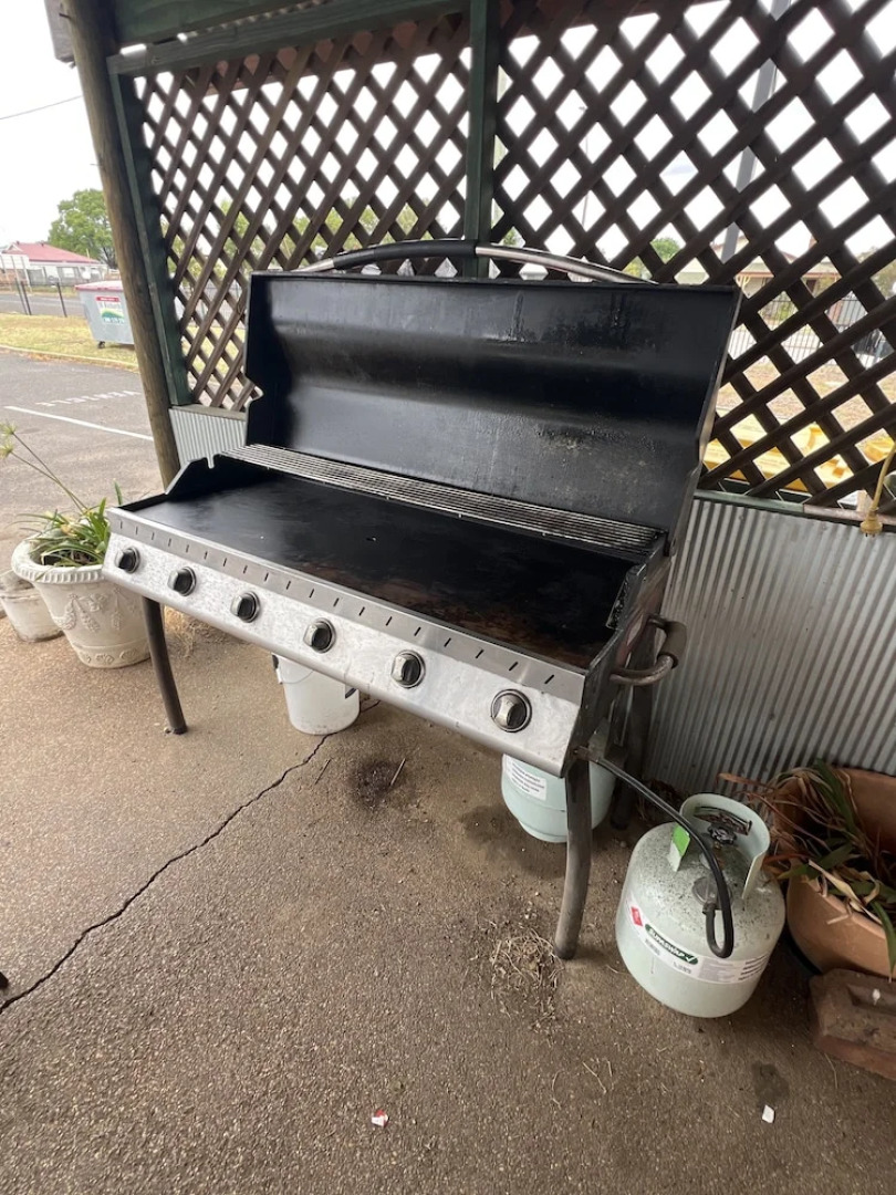 Overlander Motor Lodge