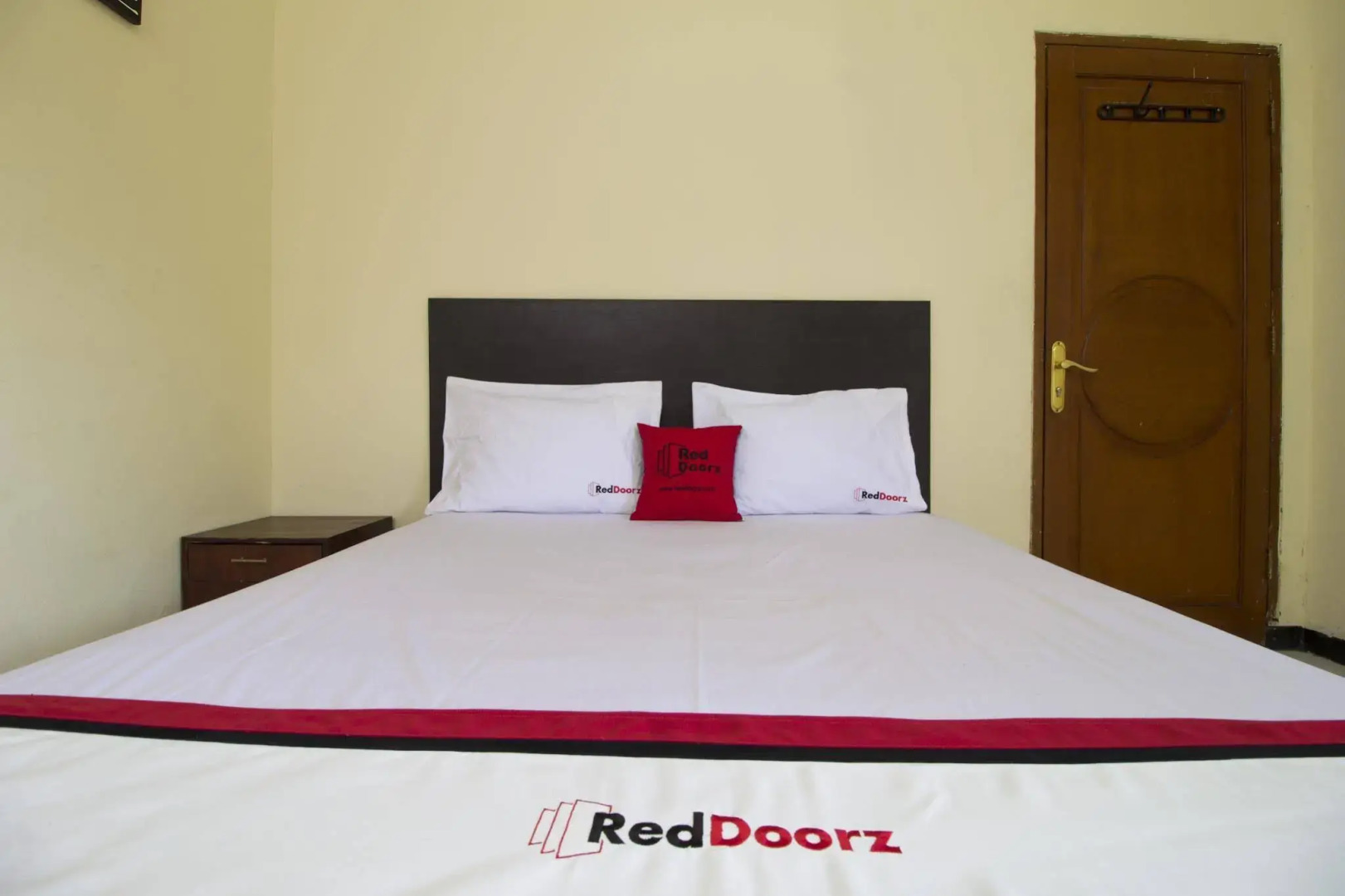 RedDoorz Kemang Ampera