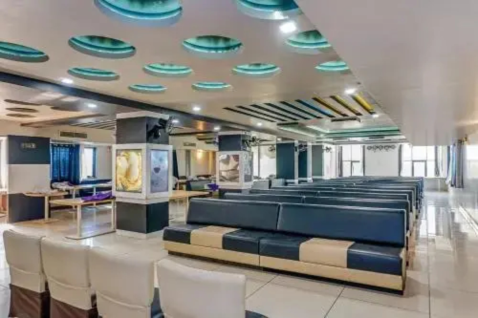 Hotel Landmark Continental By OYO Rooms