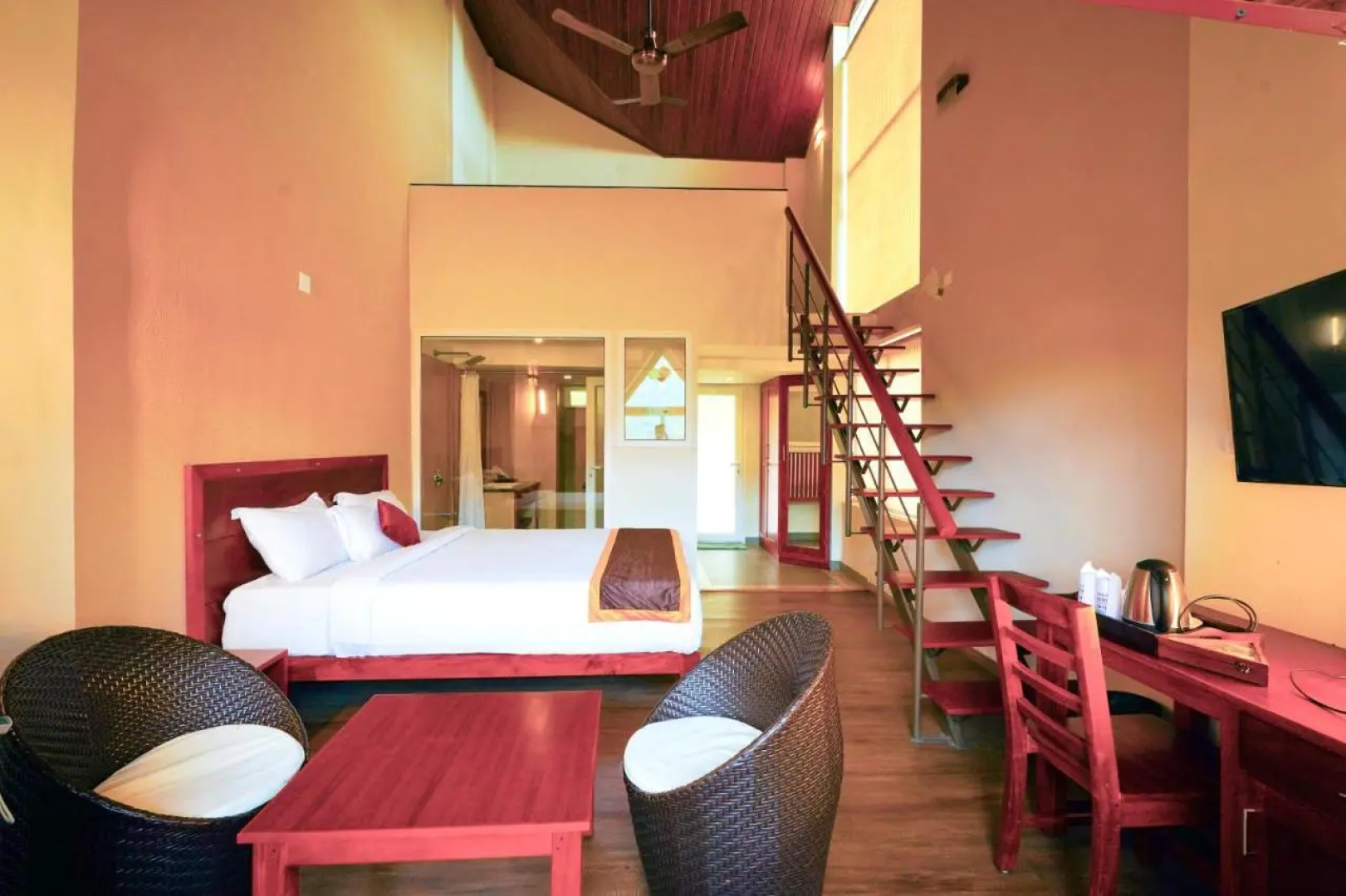 Shola Crown Resort - Munnar