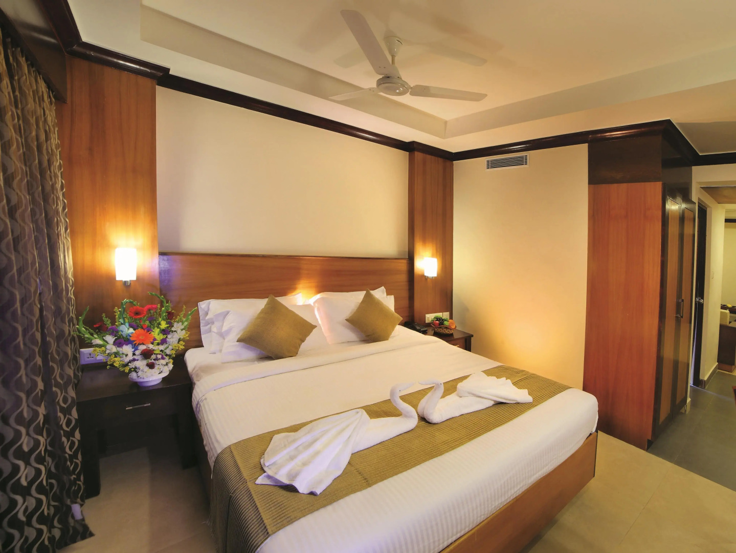 Hotel Zodiac Regency