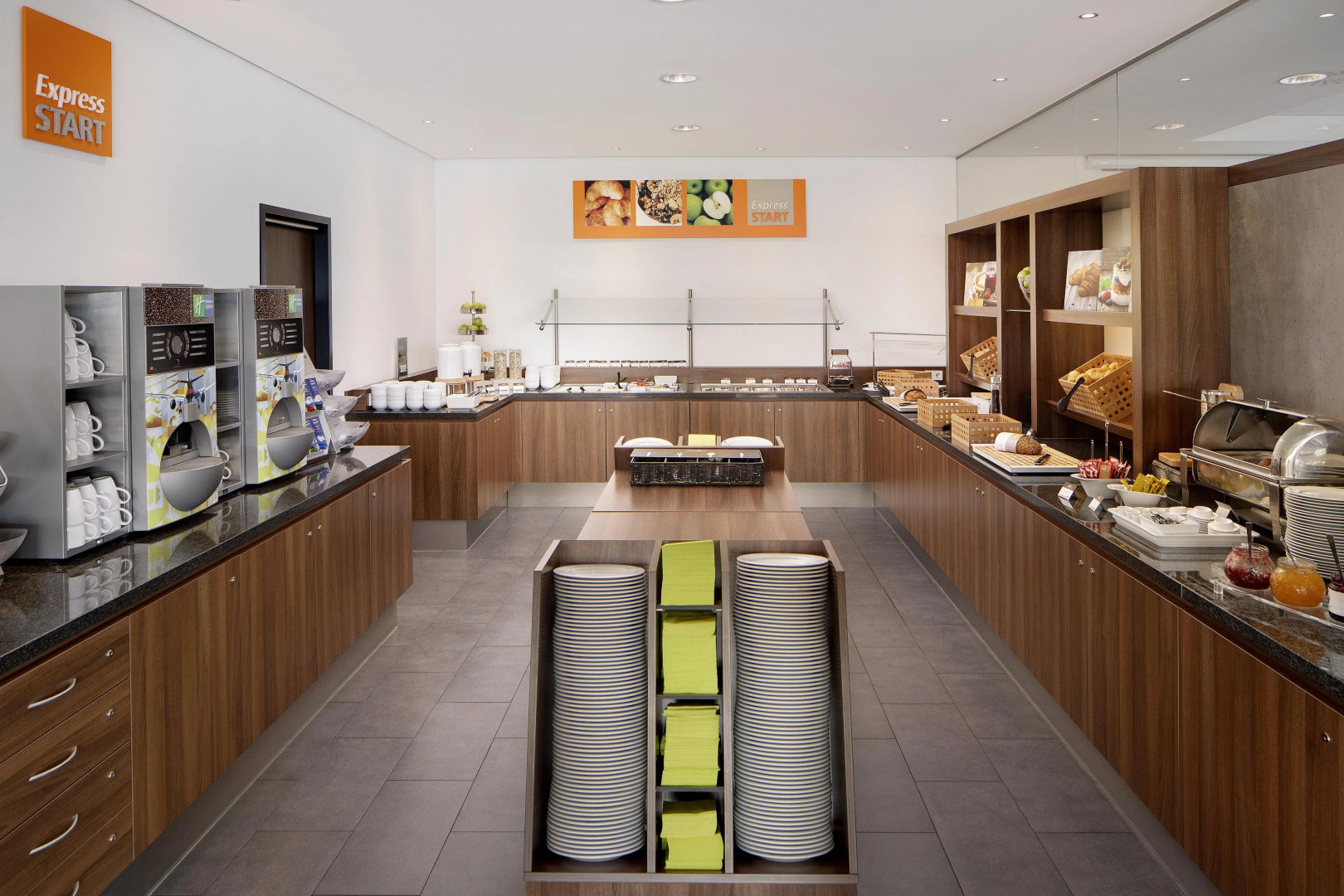 Holiday Inn Express Bremen Airport by IHG