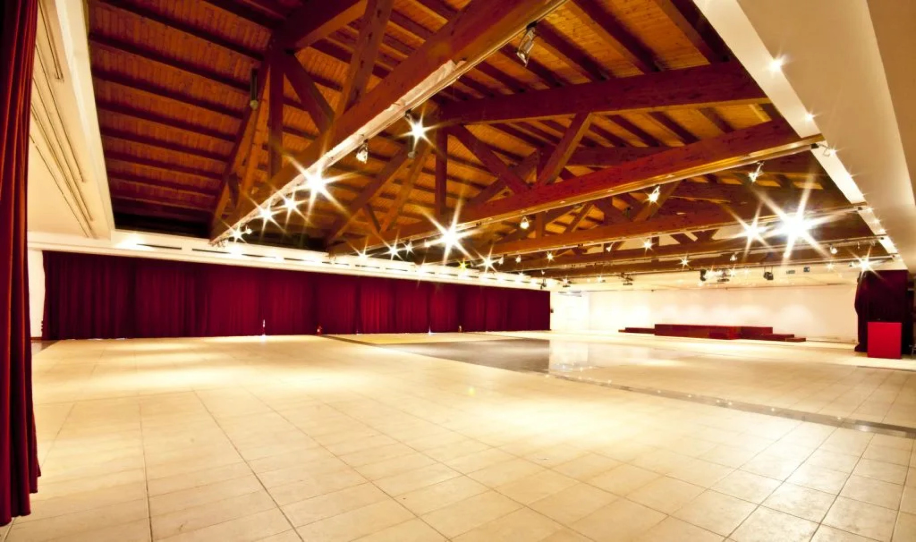 Отель La Rondinaia in Eurocongressi