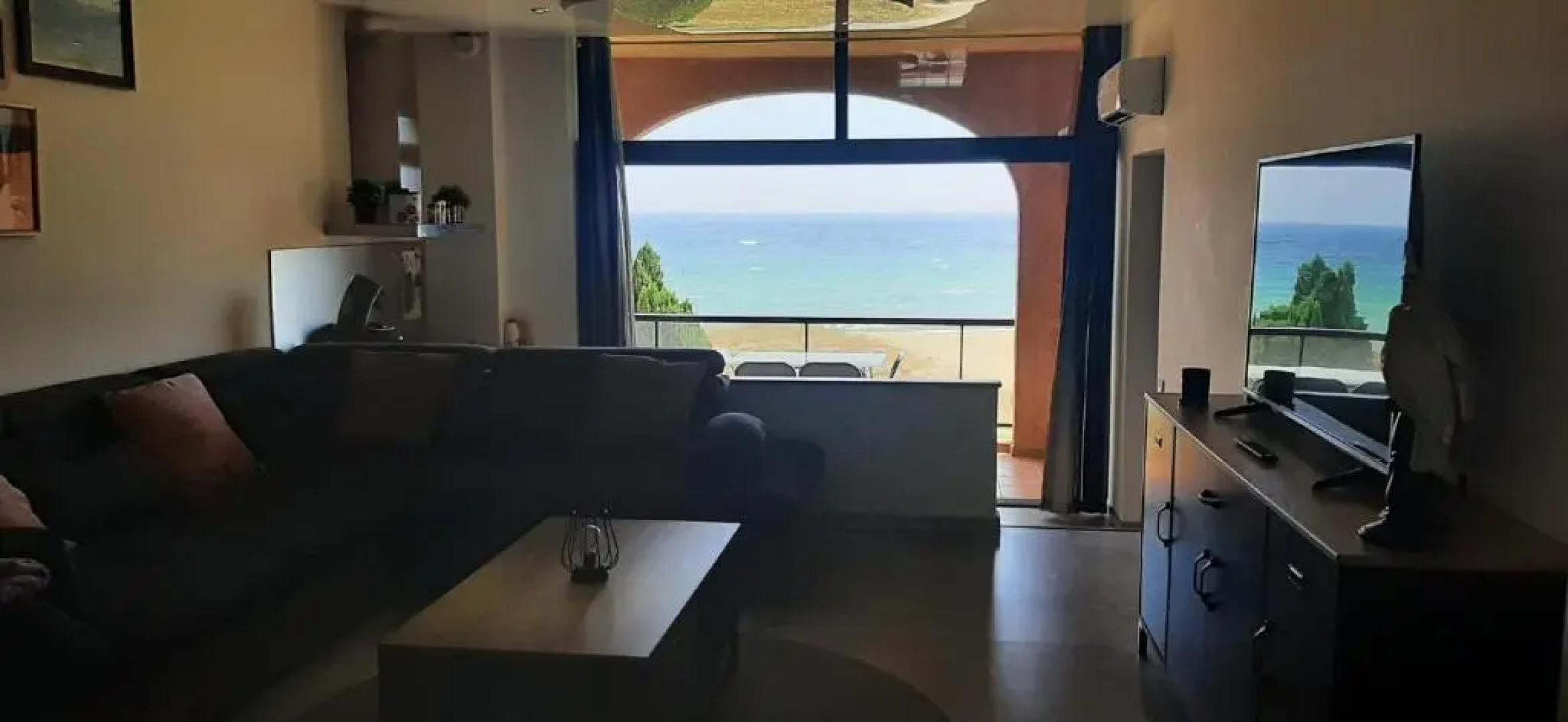 Résidence Les Marines de Moriani pieds dans l'eau duplex avec terrasses vue mer,6-8 pers