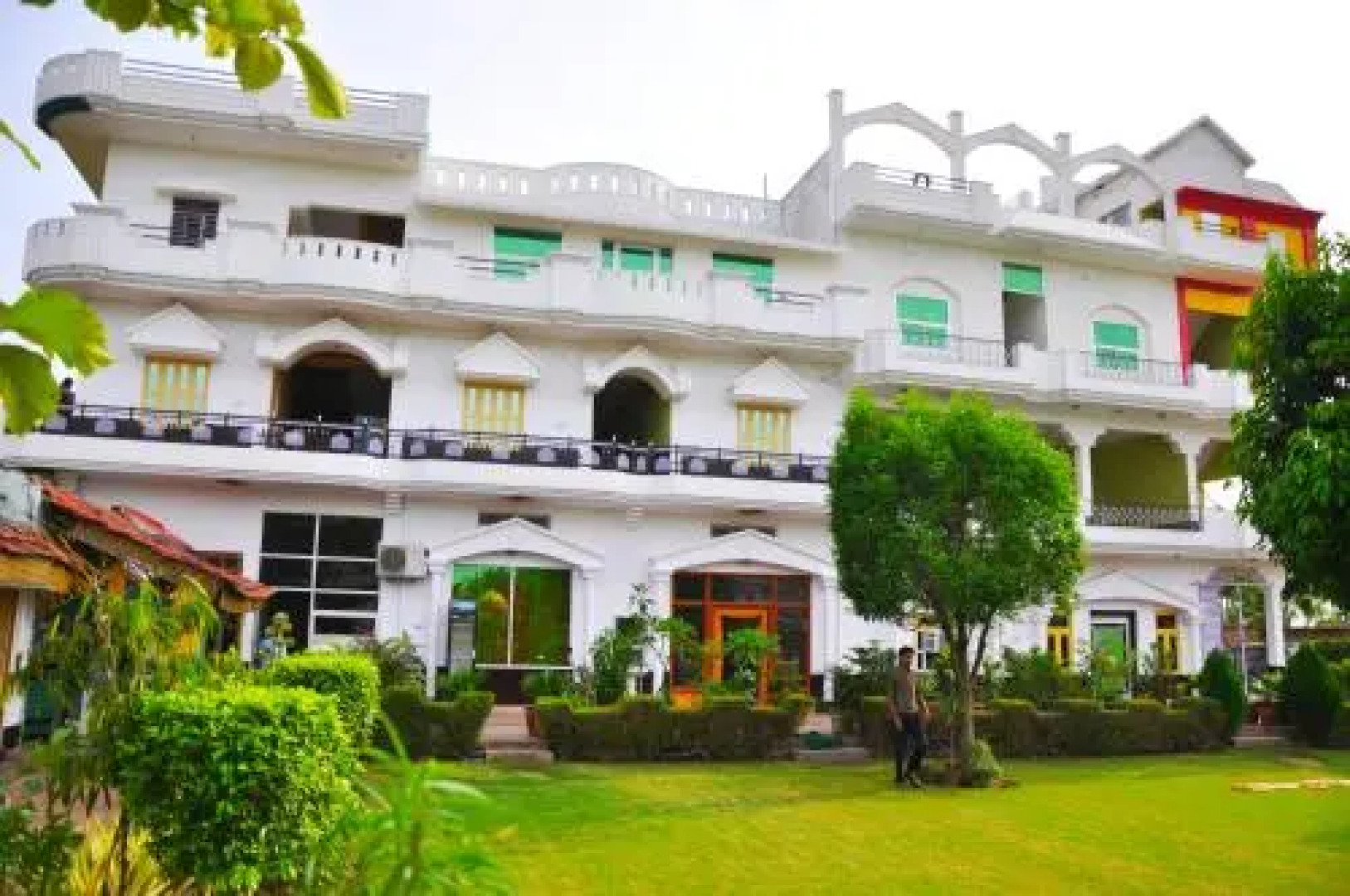 Hotel Greenland Khairthal