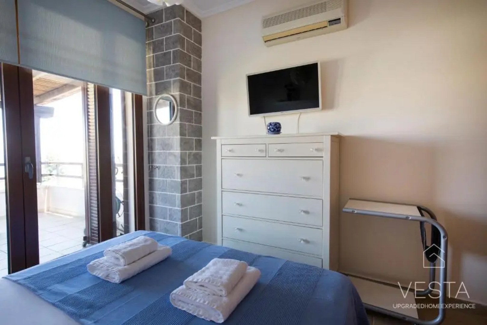 Galini Villa, 3 bdrms, sea views & private garden