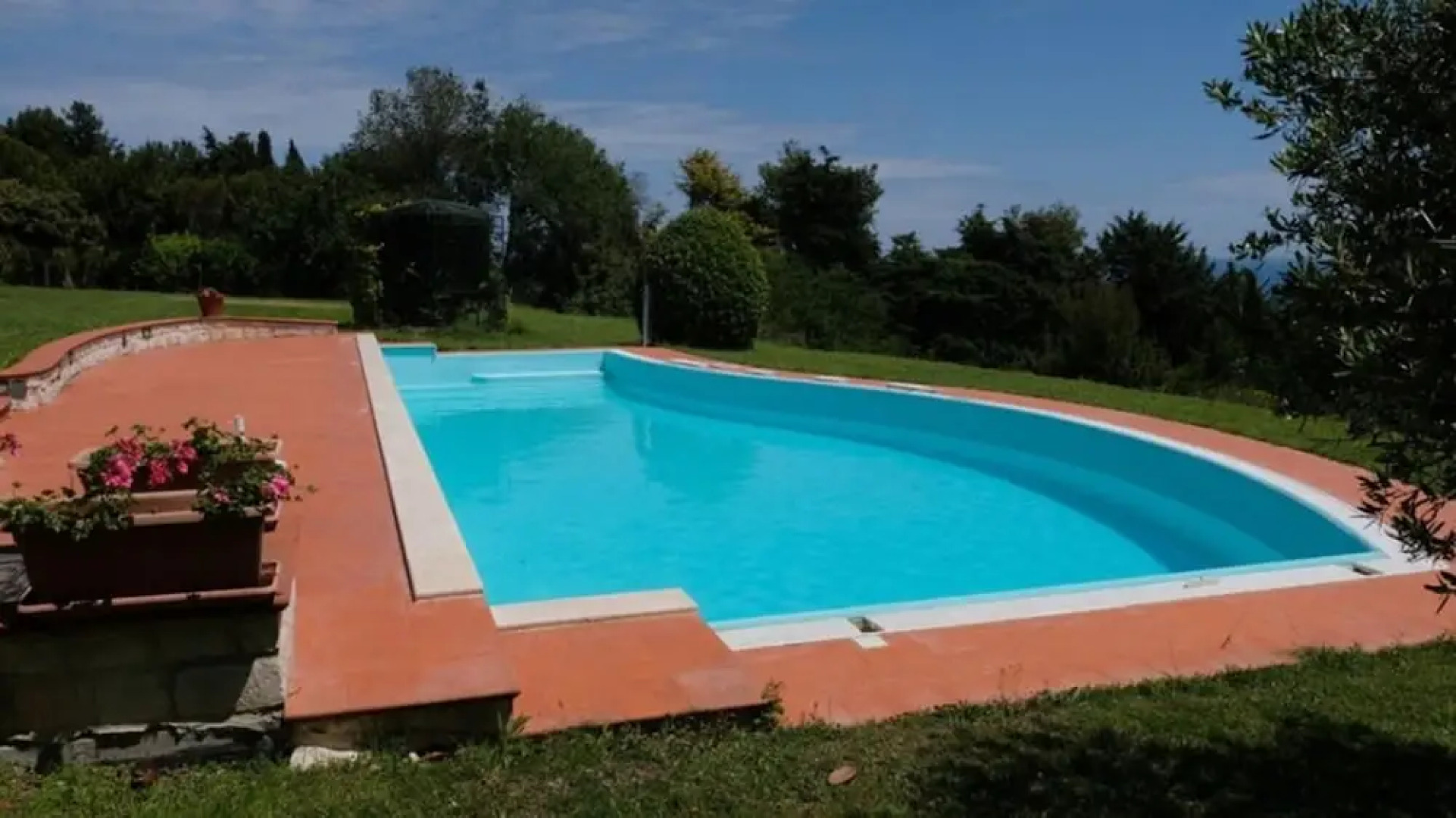 Villa With 5 Bedrooms in Sirolo, With Wonderful sea View, Private Pool and Wifi Near the Beach
