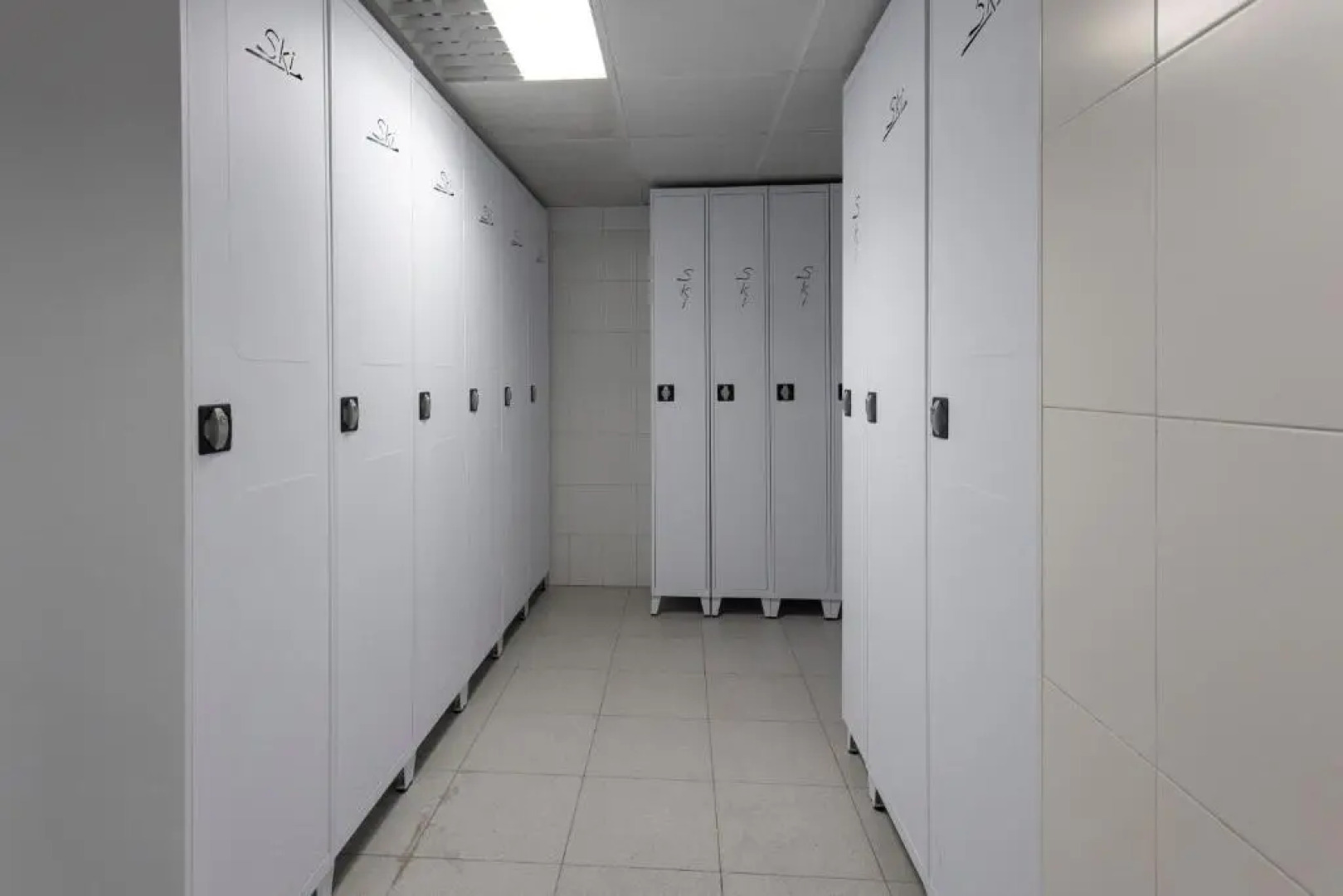 Font Andorra Hostel by Nexta